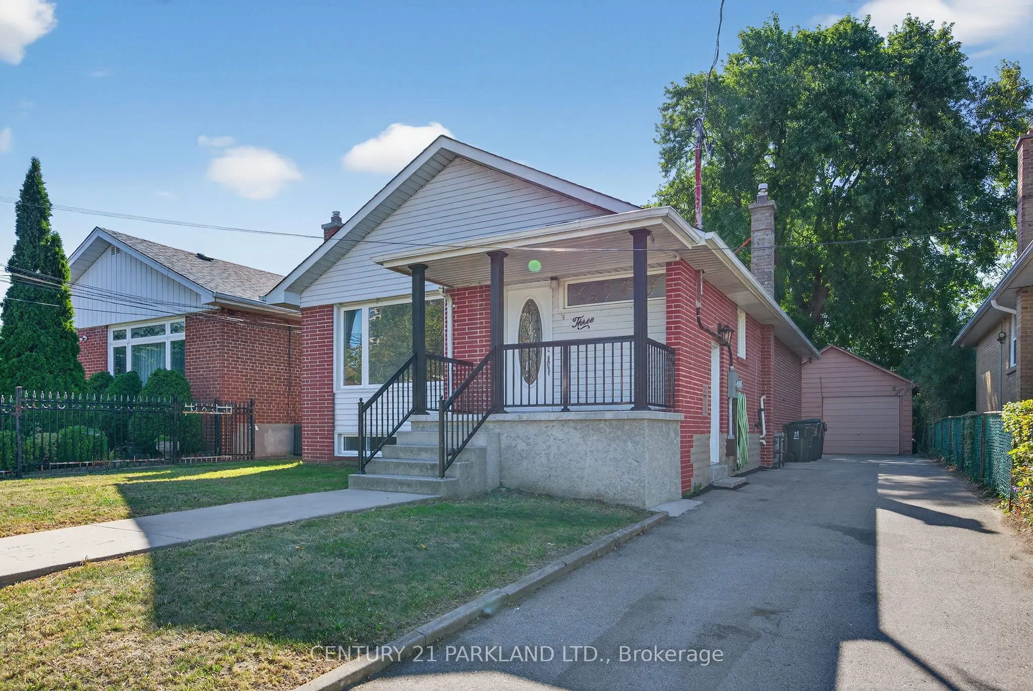3 Arbutus Crescent