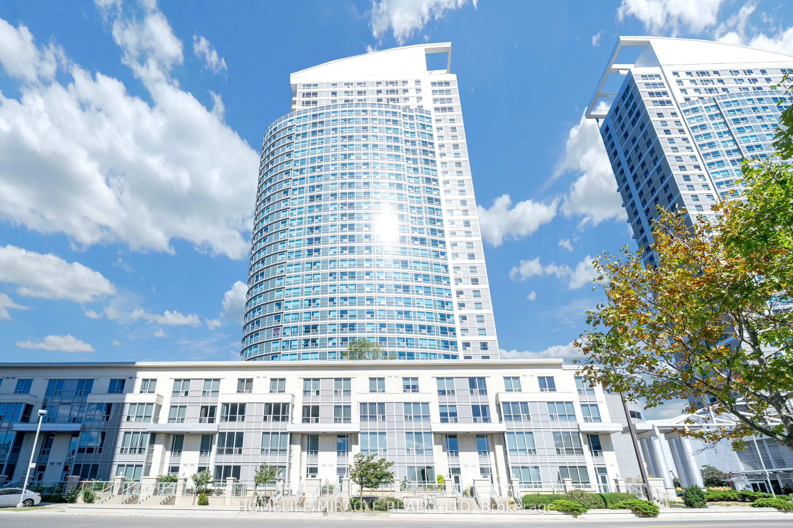 36 Lee Centre Drive, #3011