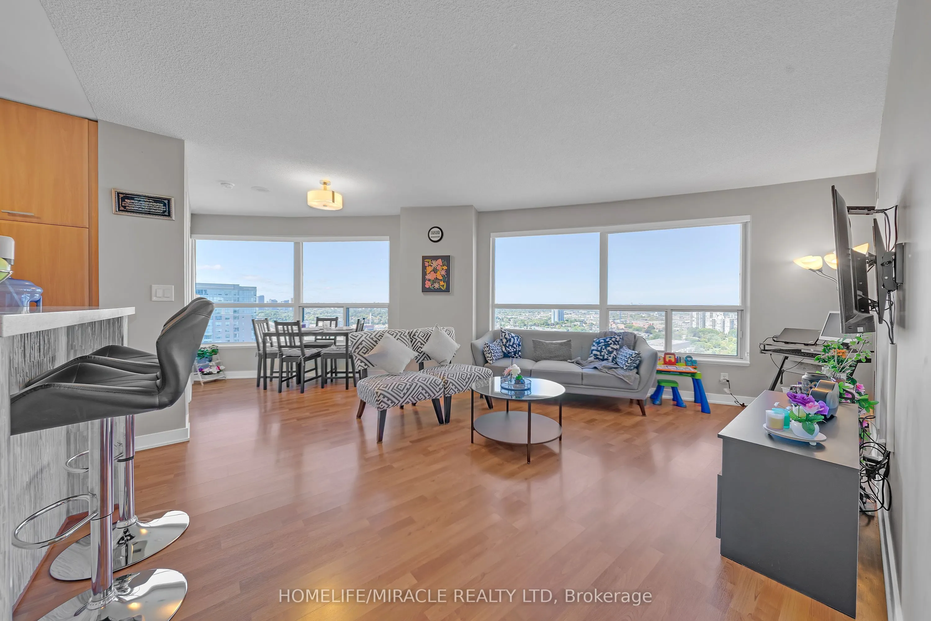 36 Lee Centre Drive, #3011