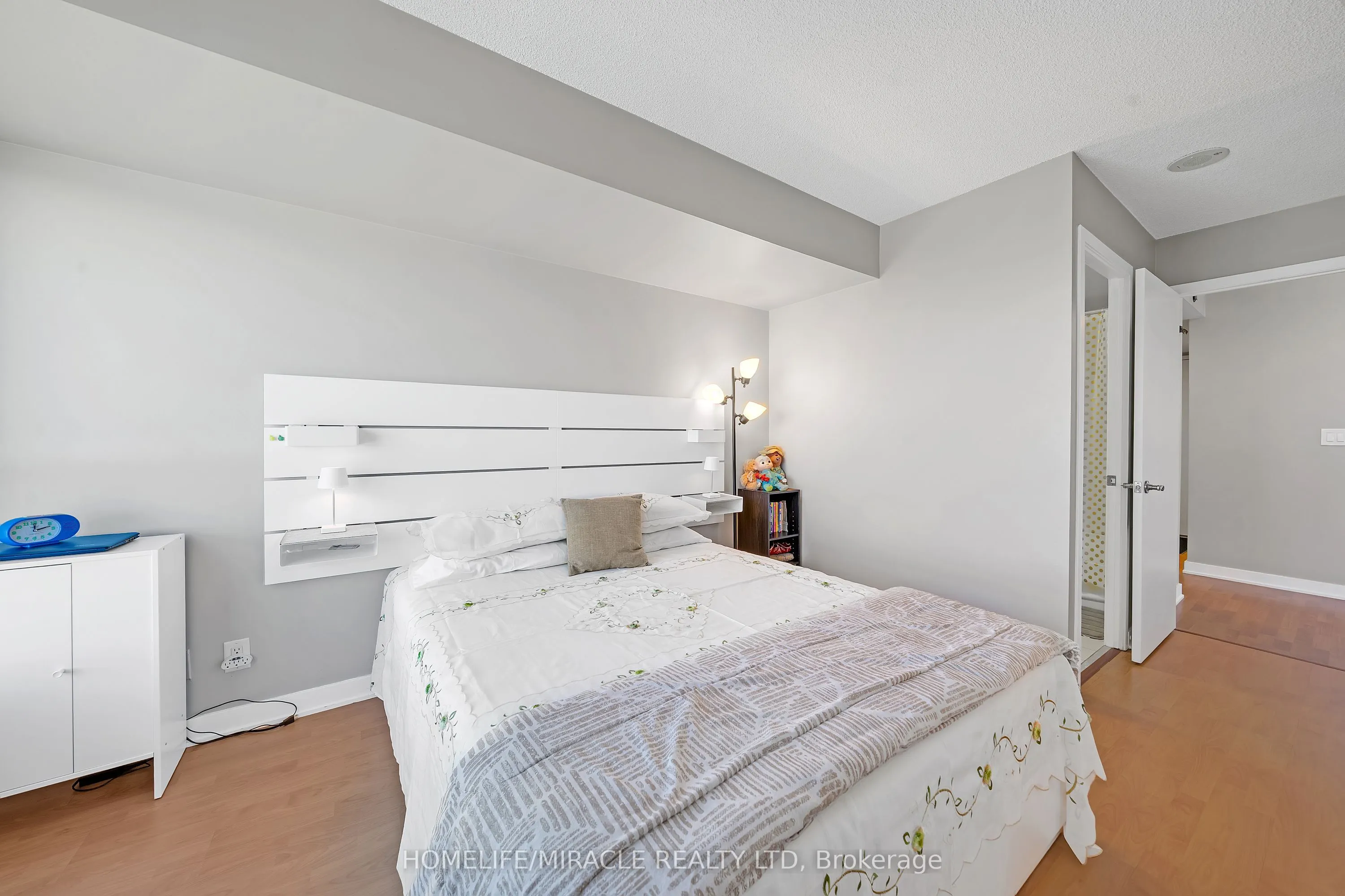 36 Lee Centre Drive, #3011