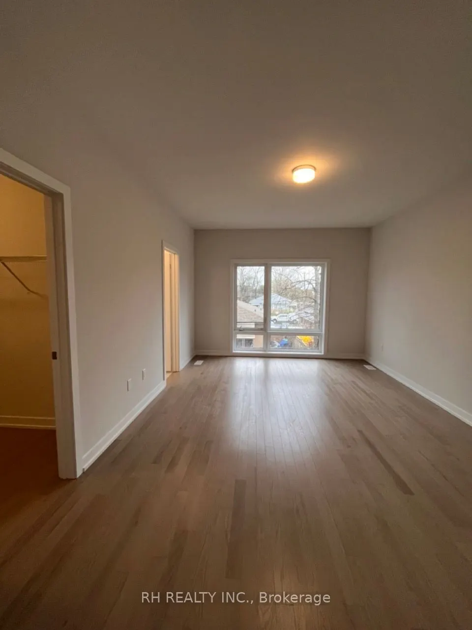 37 Danielle Moore Circle, #MAINFLOOR