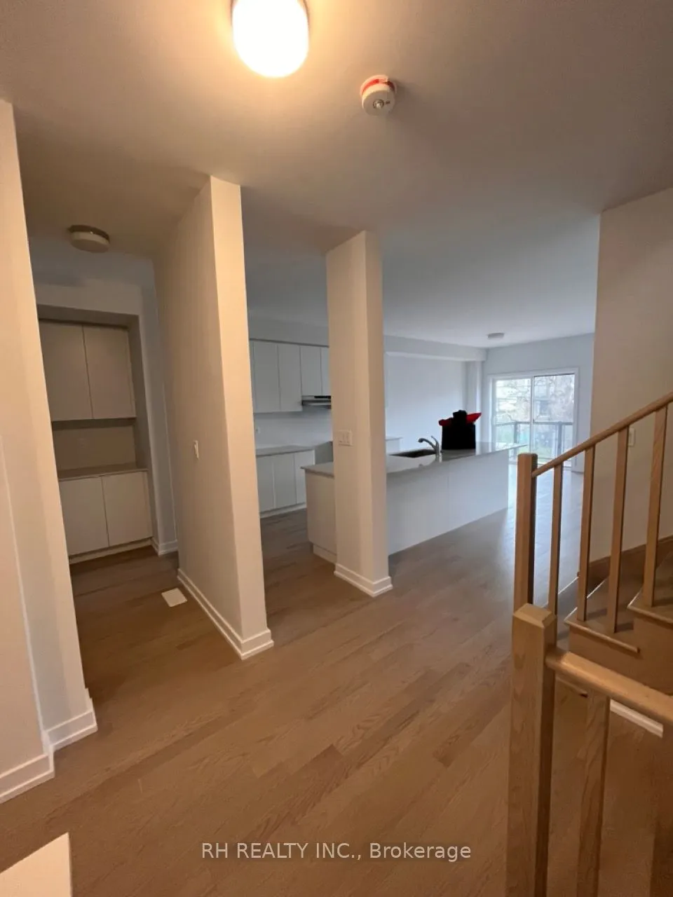 37 Danielle Moore Circle, #MAINFLOOR