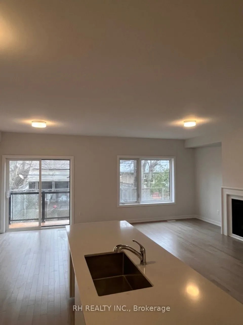 37 Danielle Moore Circle, #MAINFLOOR