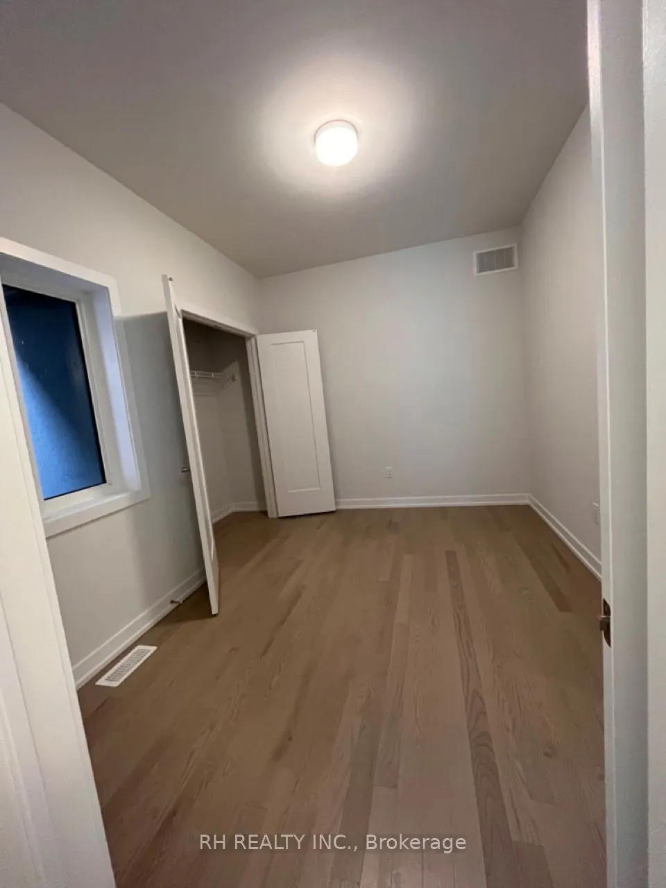 37 Danielle Moore Circle, #MAINFLOOR