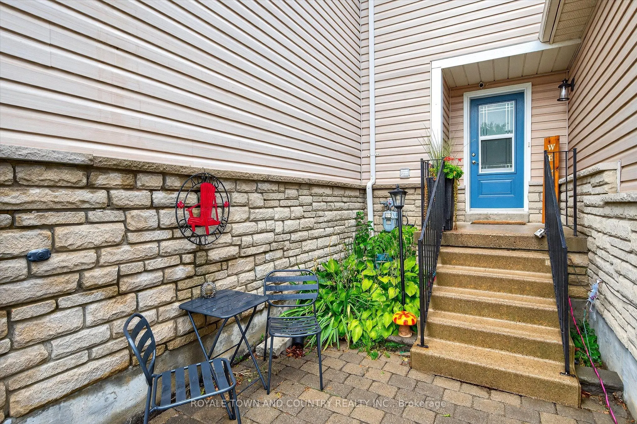 54 Ivory Court