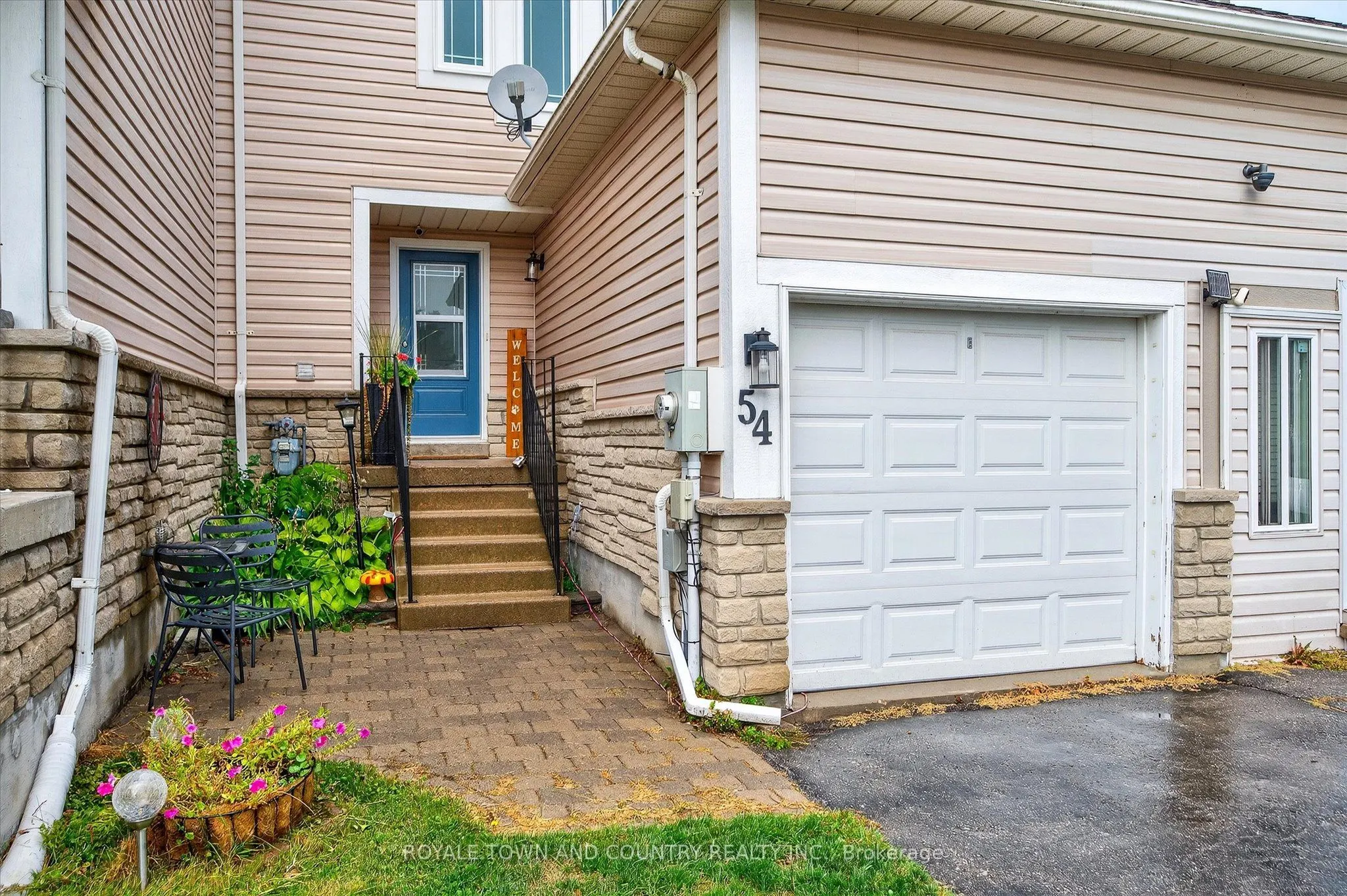 54 Ivory Court
