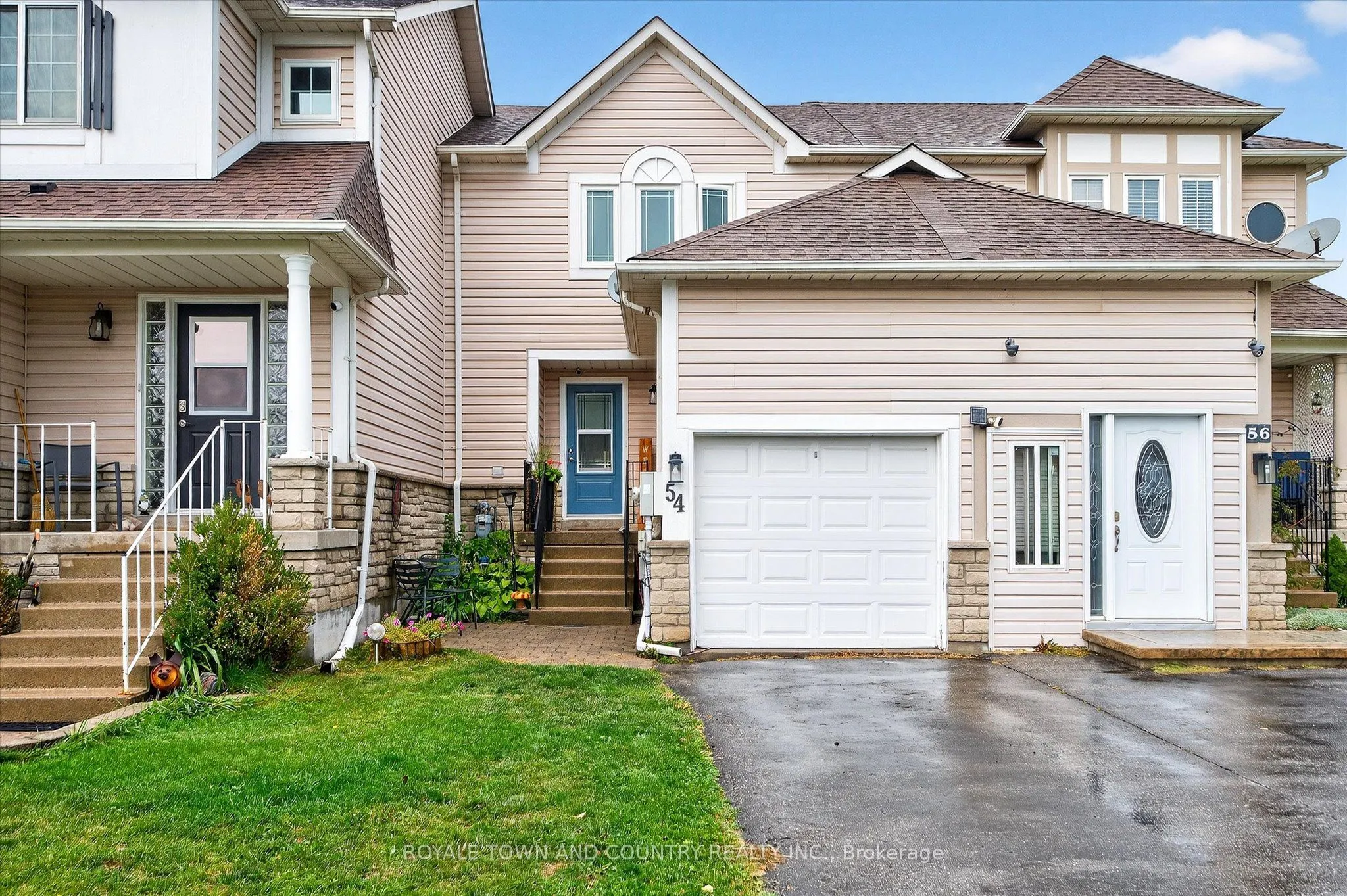 54 Ivory Court