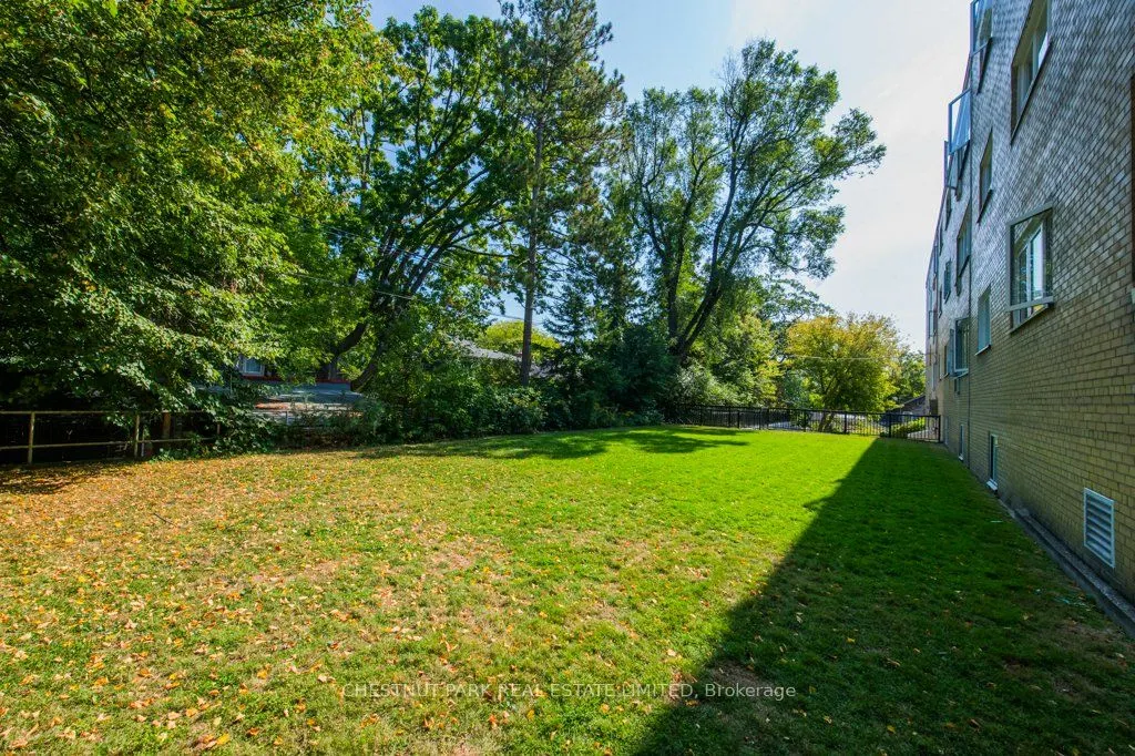 75 Scarborough Road, #3