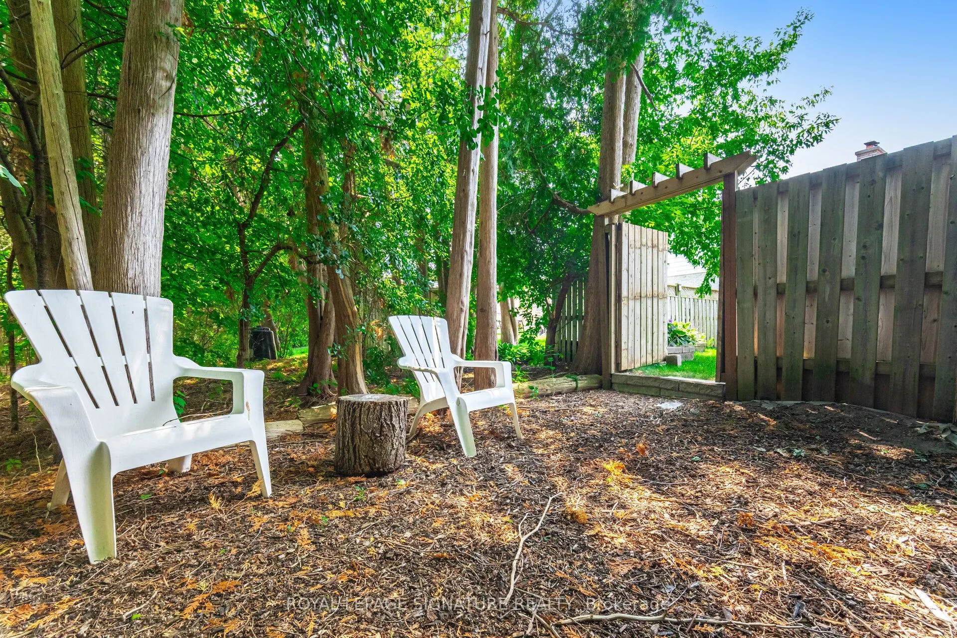 574 Antigua Crescent