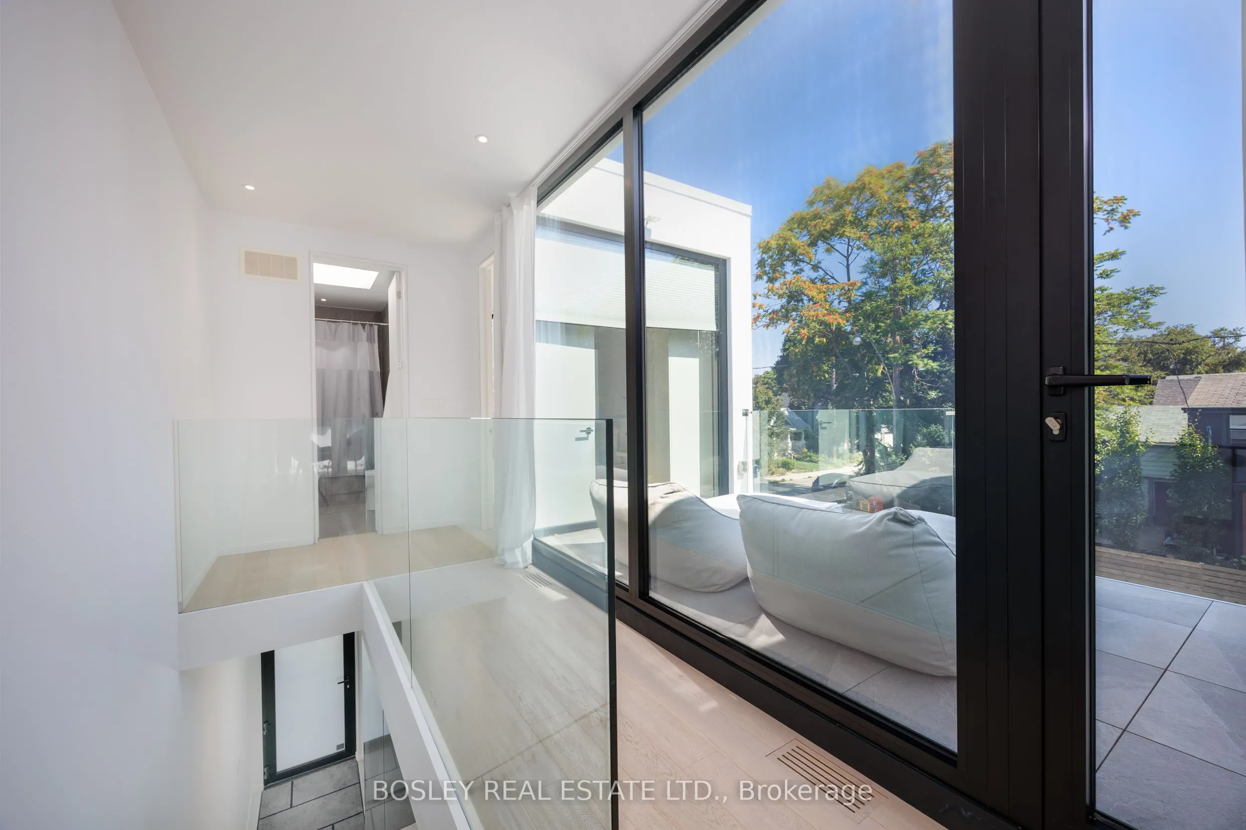 147 Hanson Street