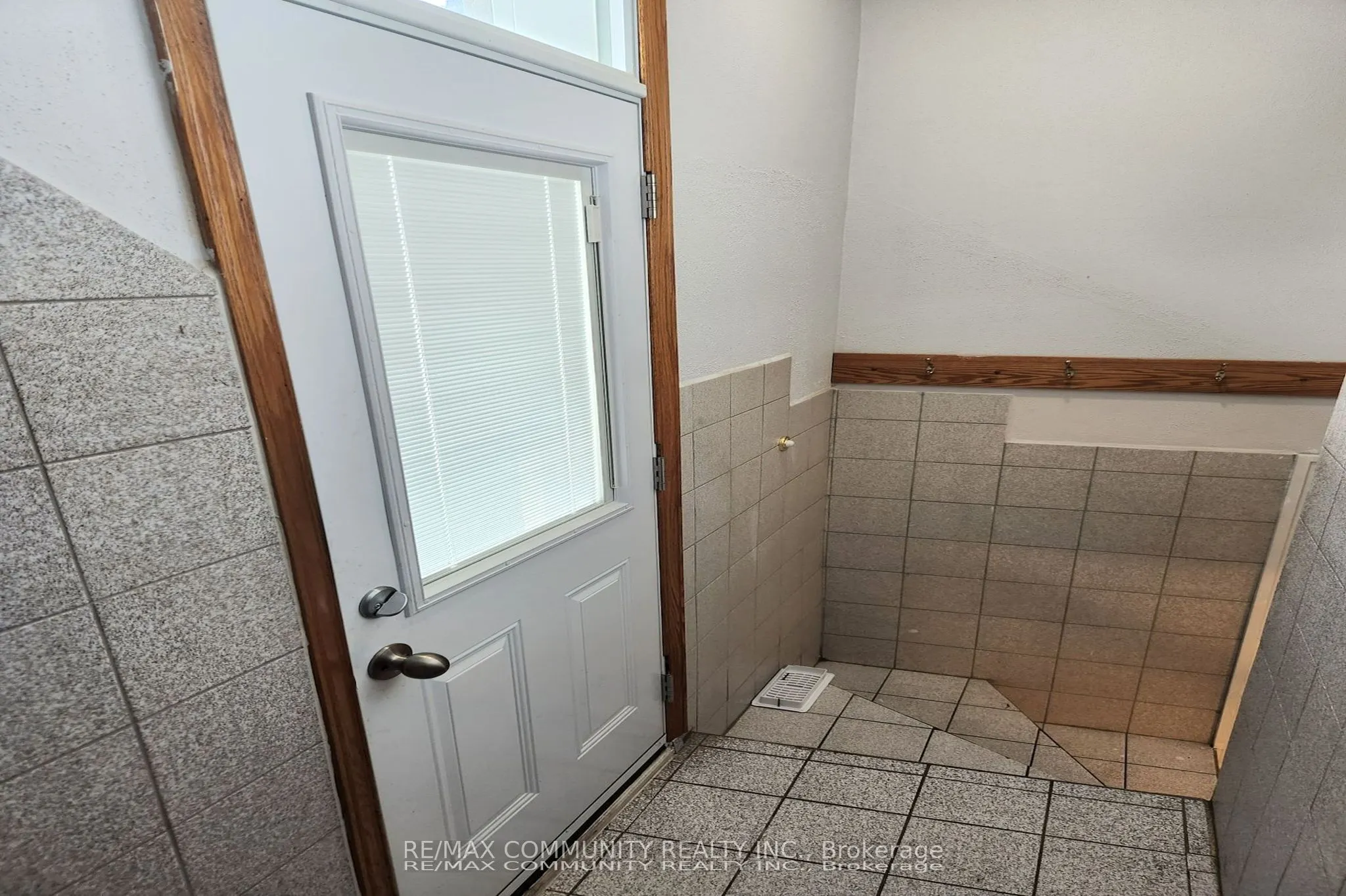 315 Rossland Road W, #Bsmt