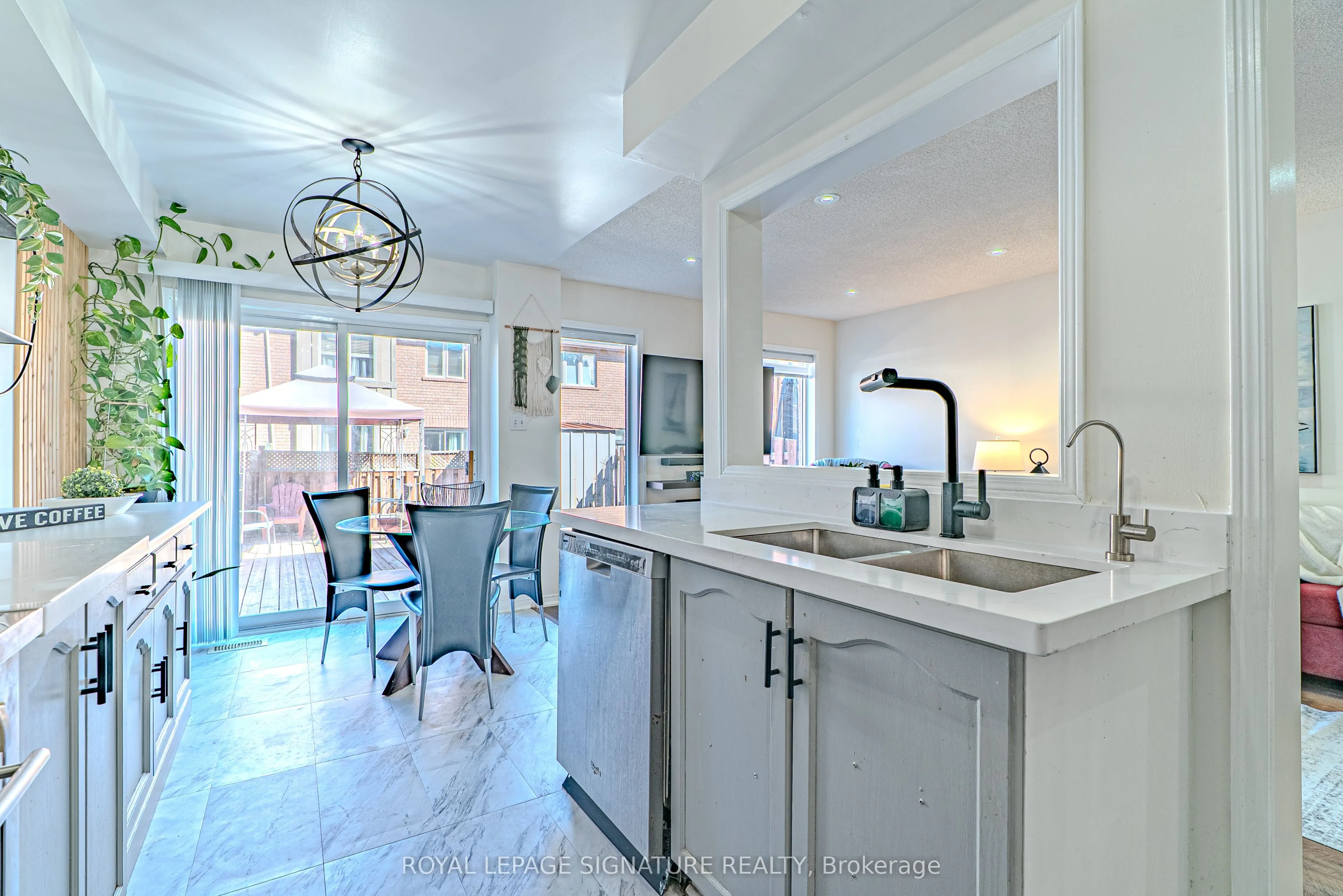 100 Stokely Crescent