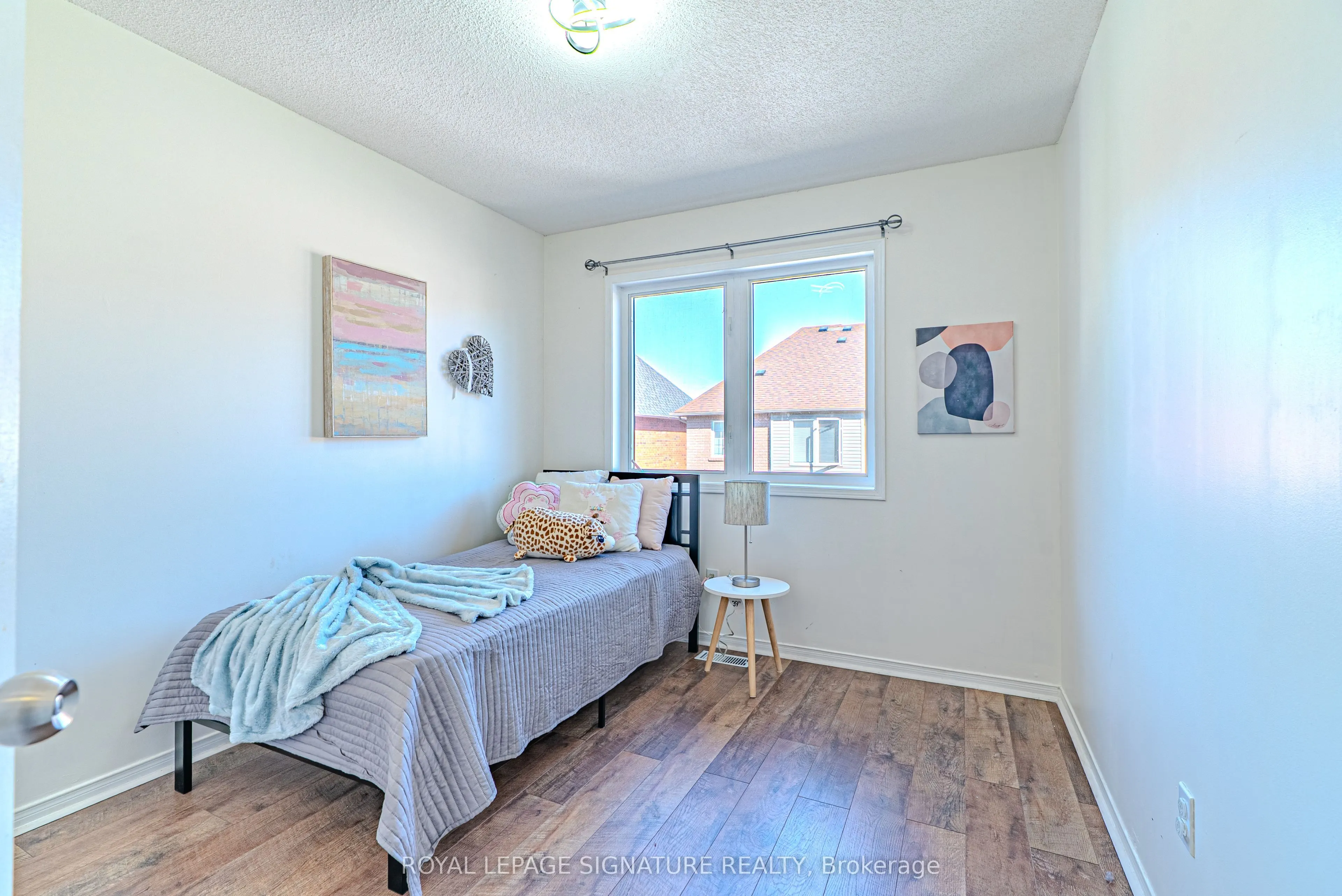 100 Stokely Crescent
