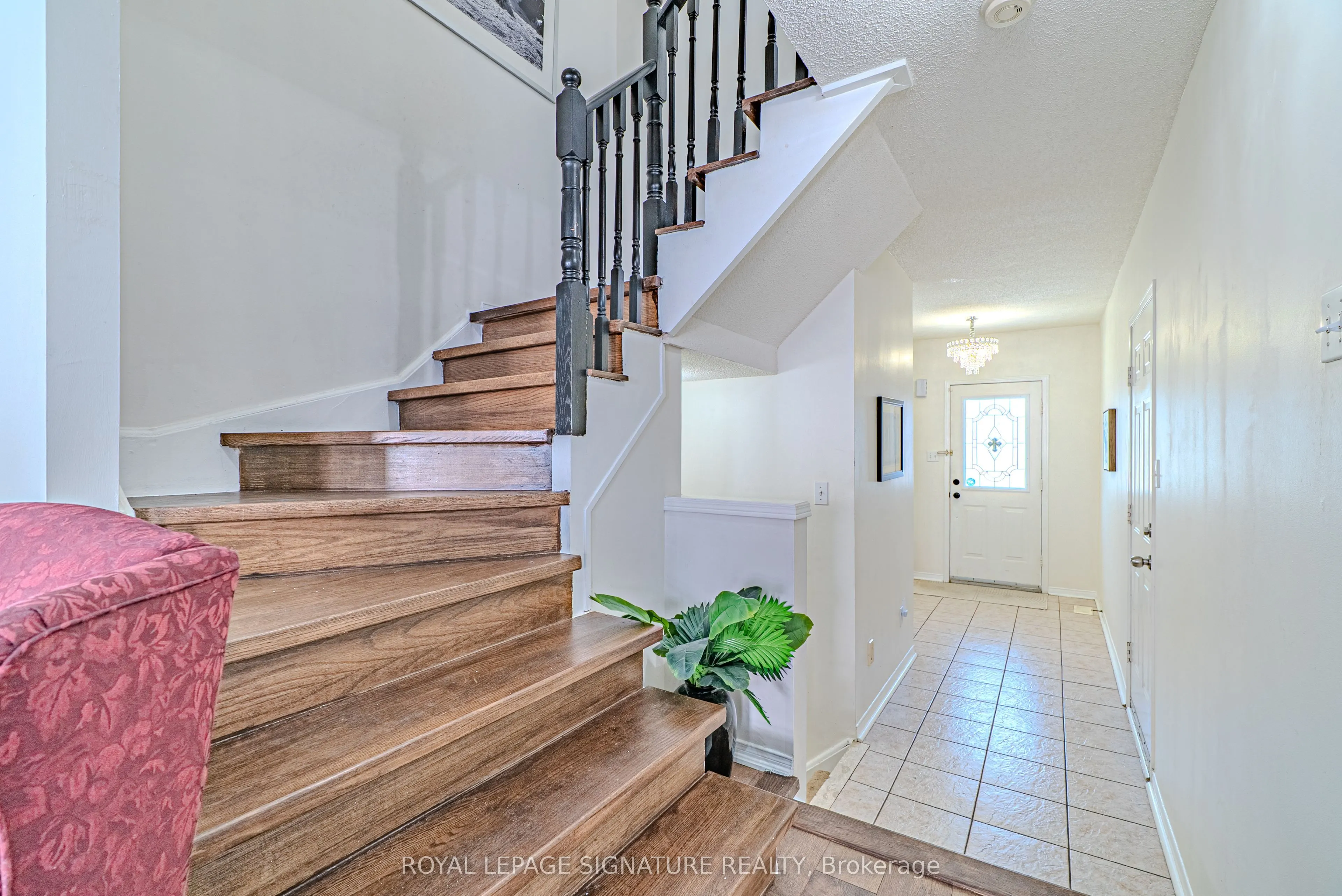 100 Stokely Crescent