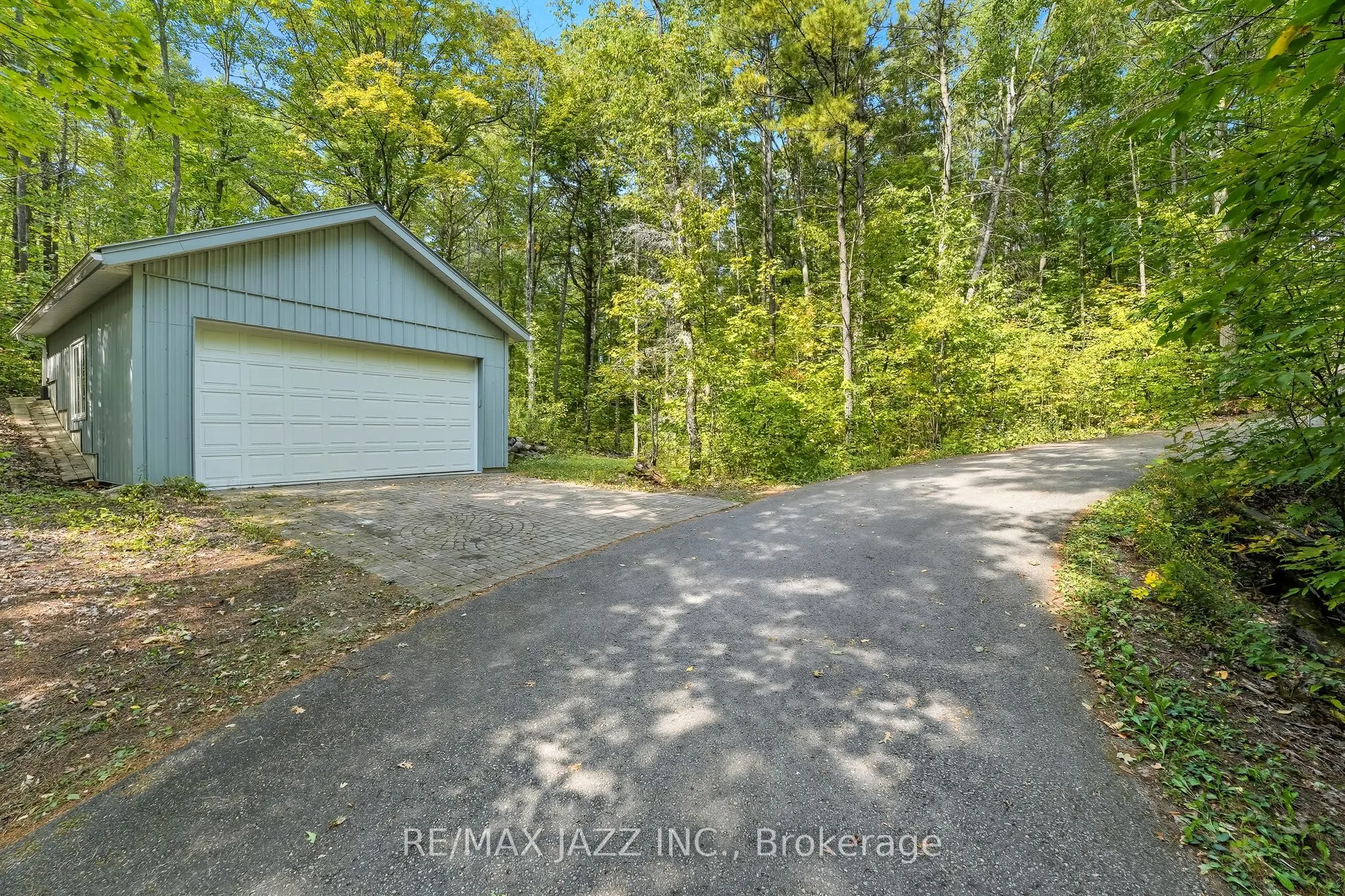 9500 Grasshopper Park Road