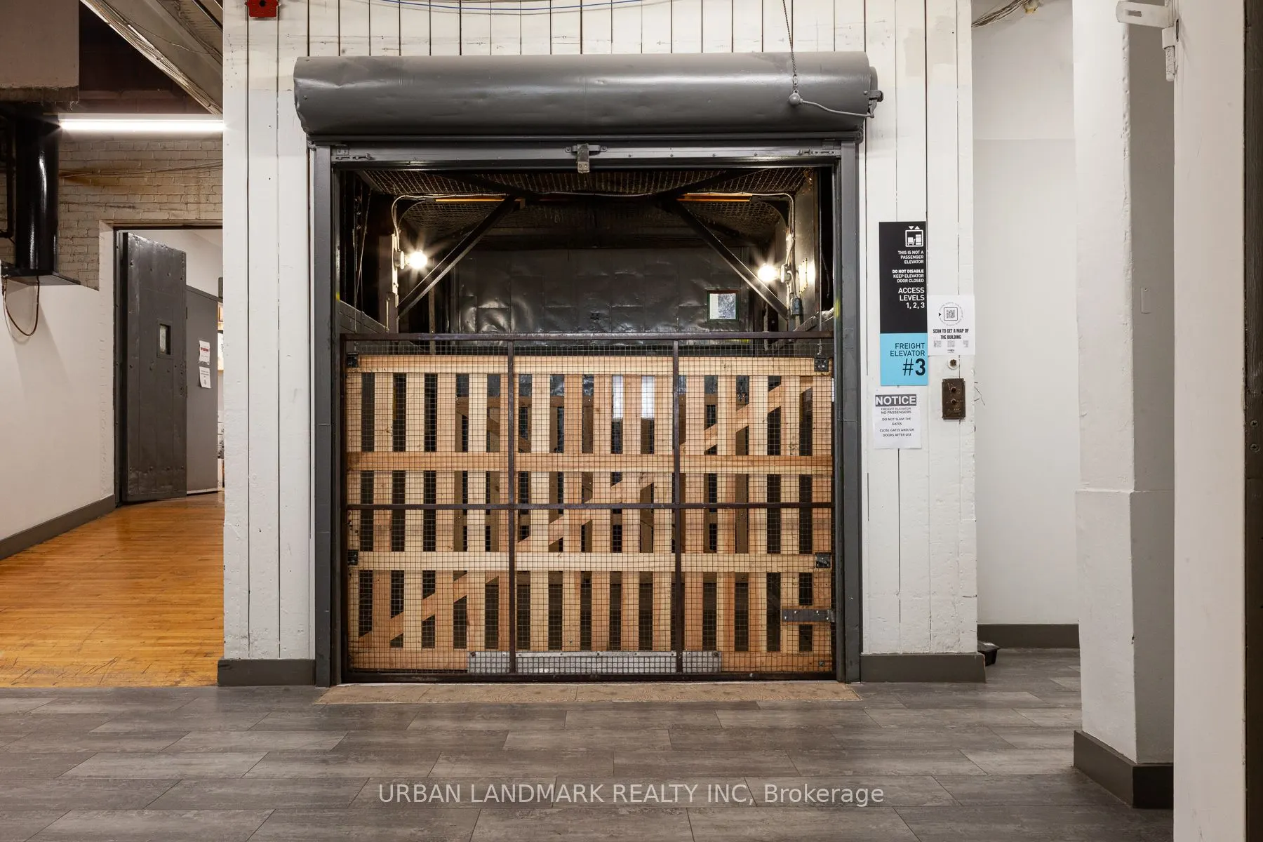 260 Carlaw Avenue, #206A