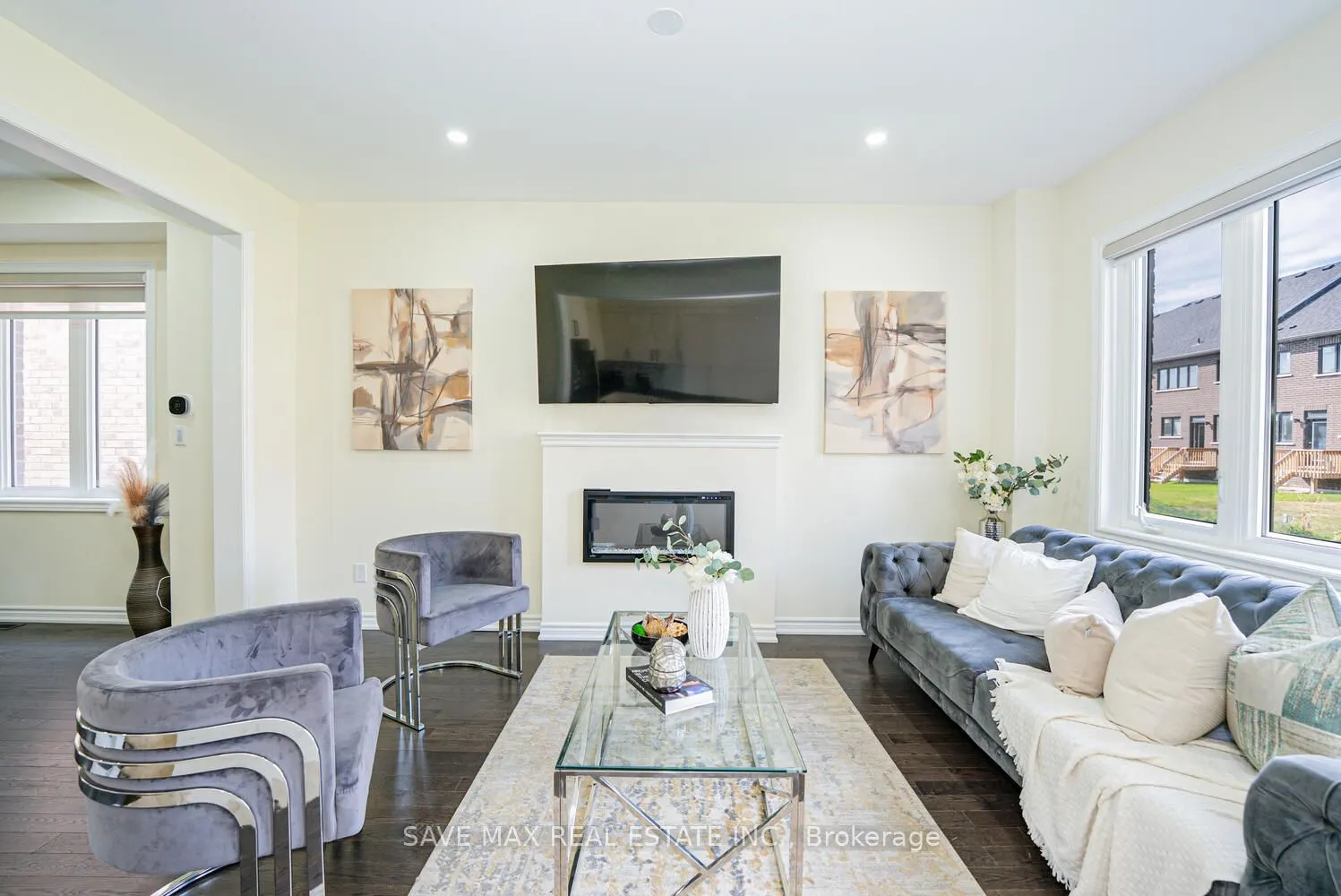 20 Bertram Gate