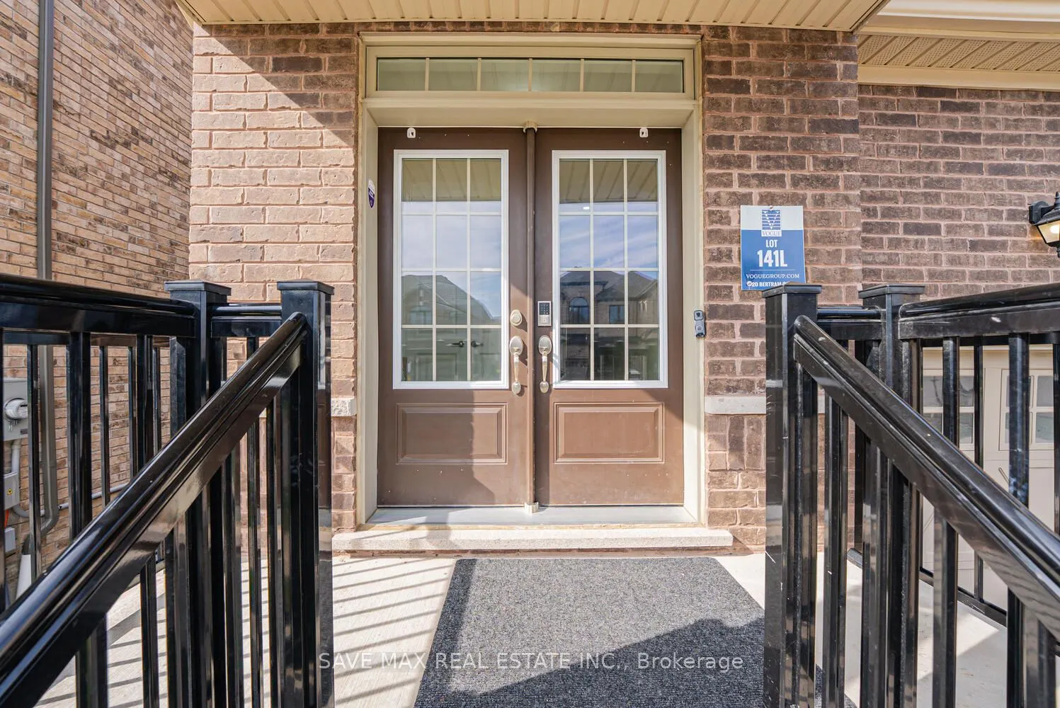 20 Bertram Gate