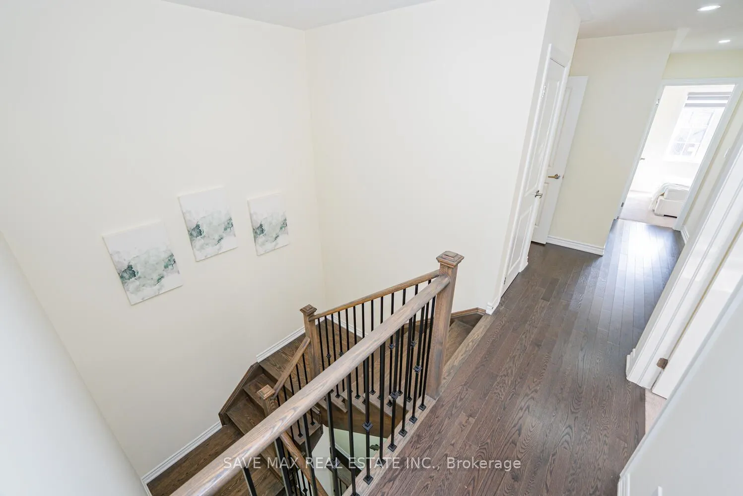 20 Bertram Gate