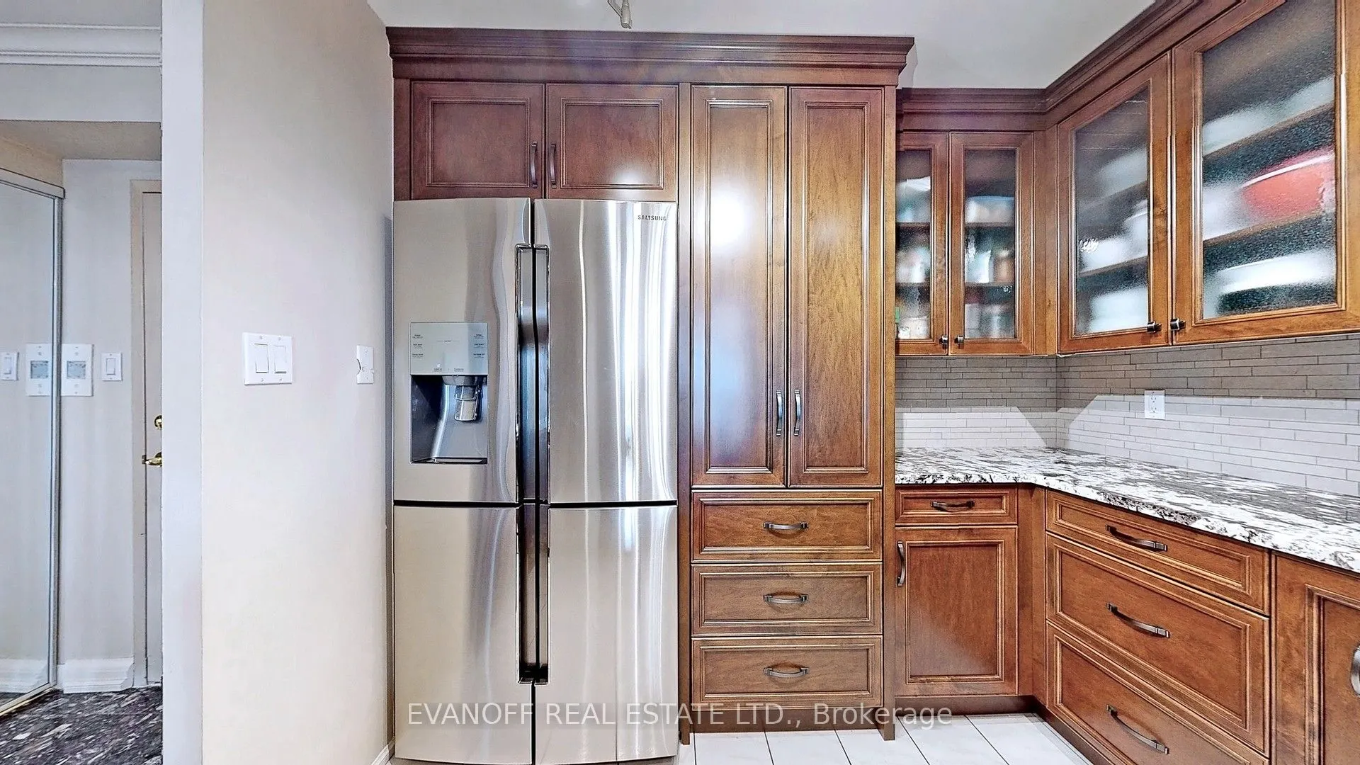 10 Guildwood Parkway, #517