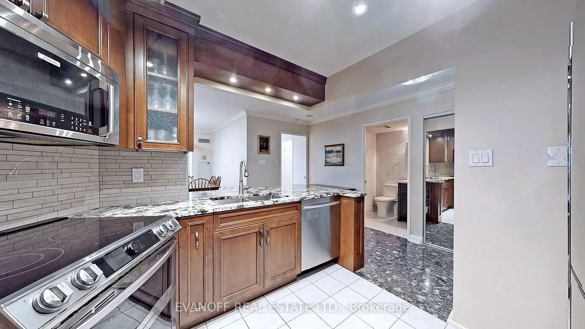 10 Guildwood Parkway, #517