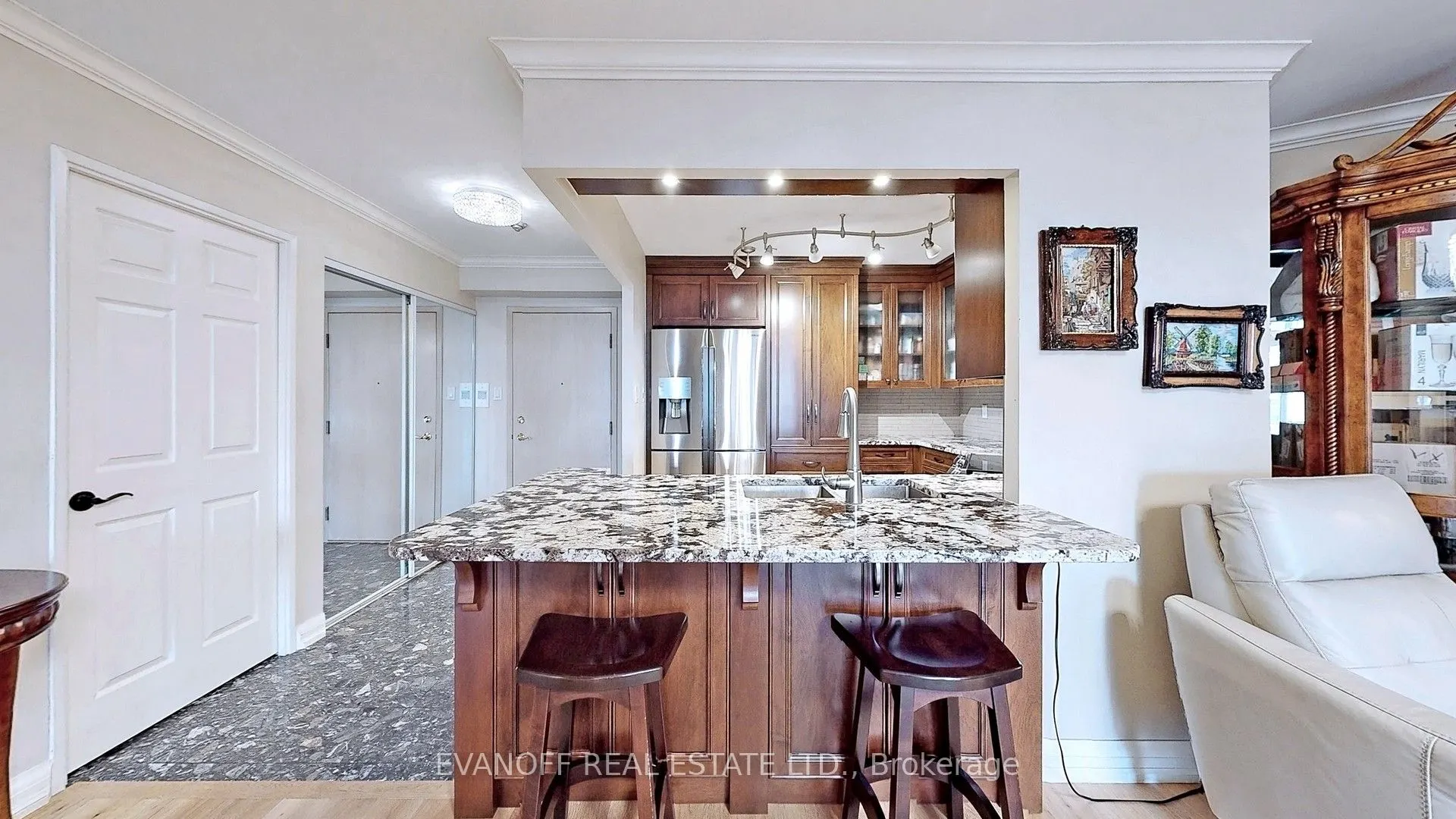 10 Guildwood Parkway, #517