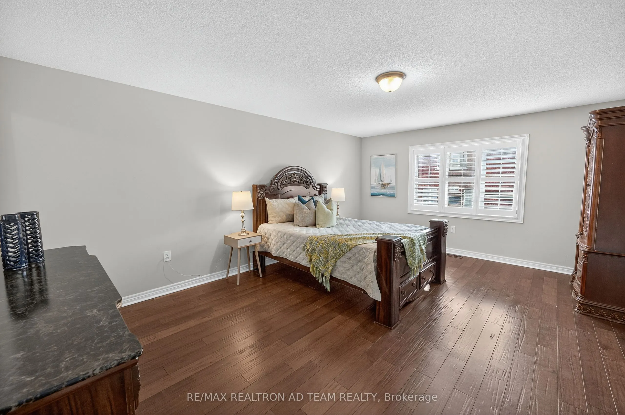676 Audley Road S