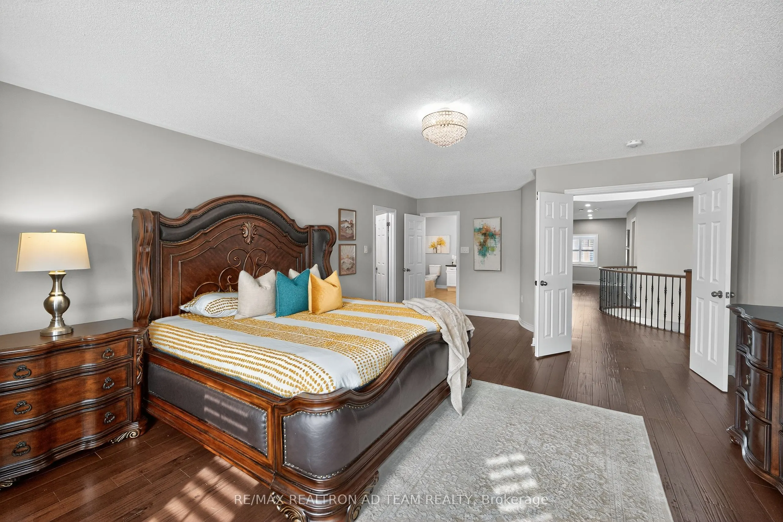 676 Audley Road S