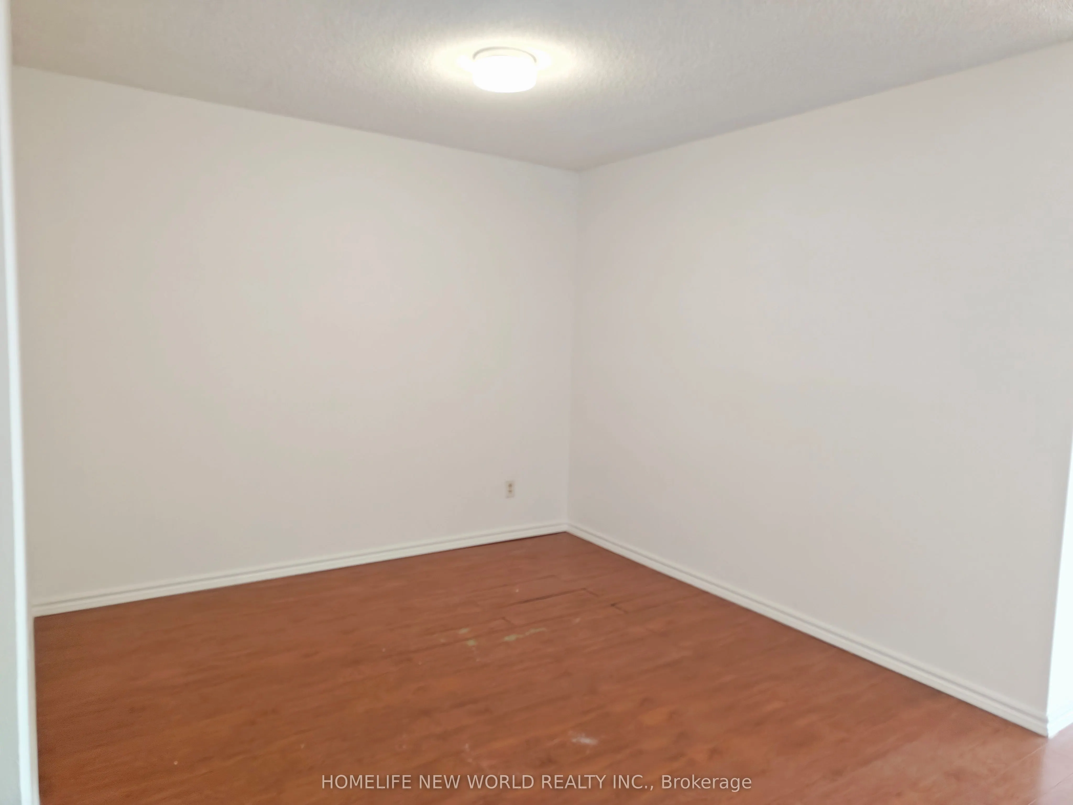 275 Bamburgh Circle, #605