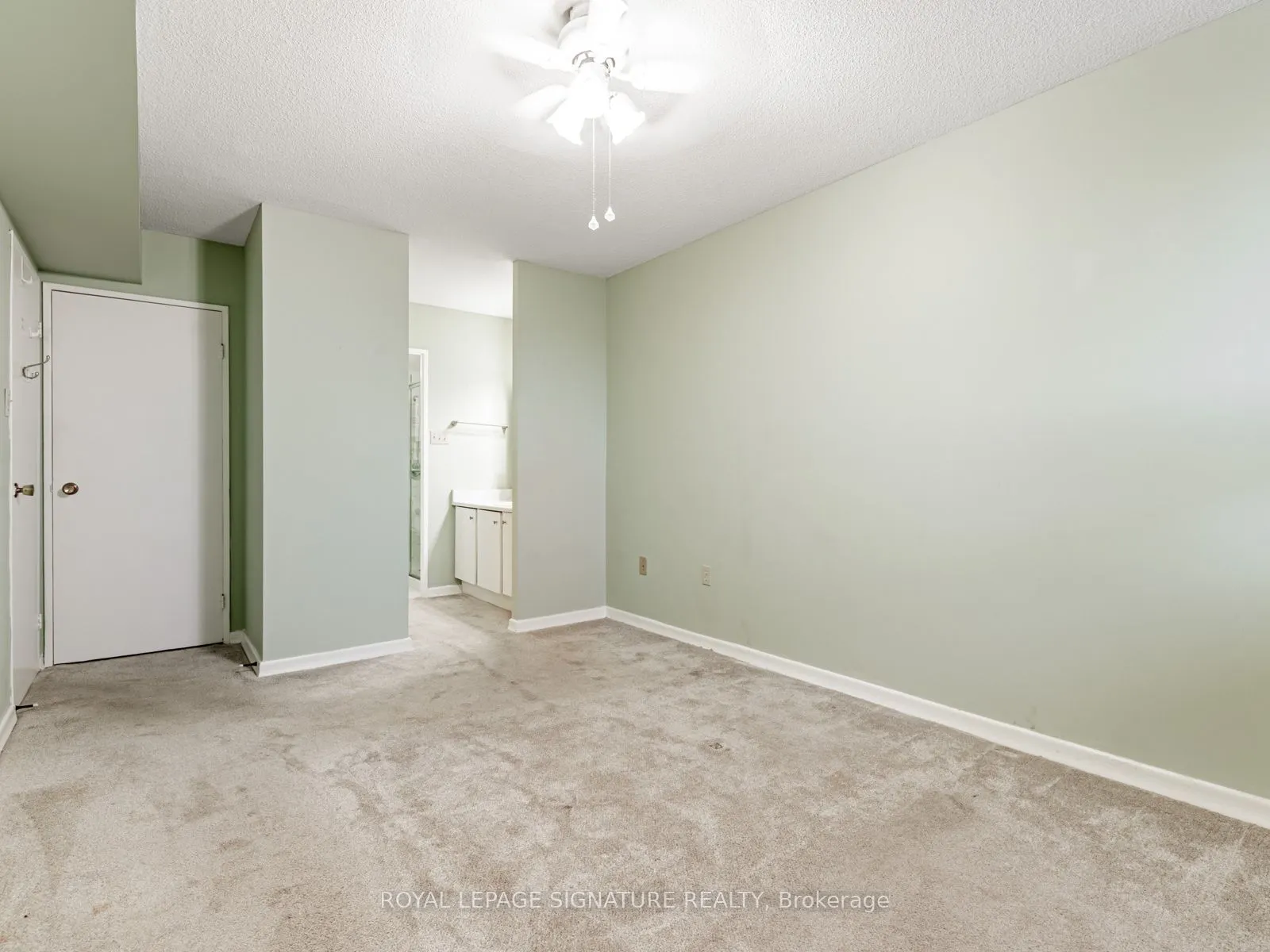 121 Ling Road, #413