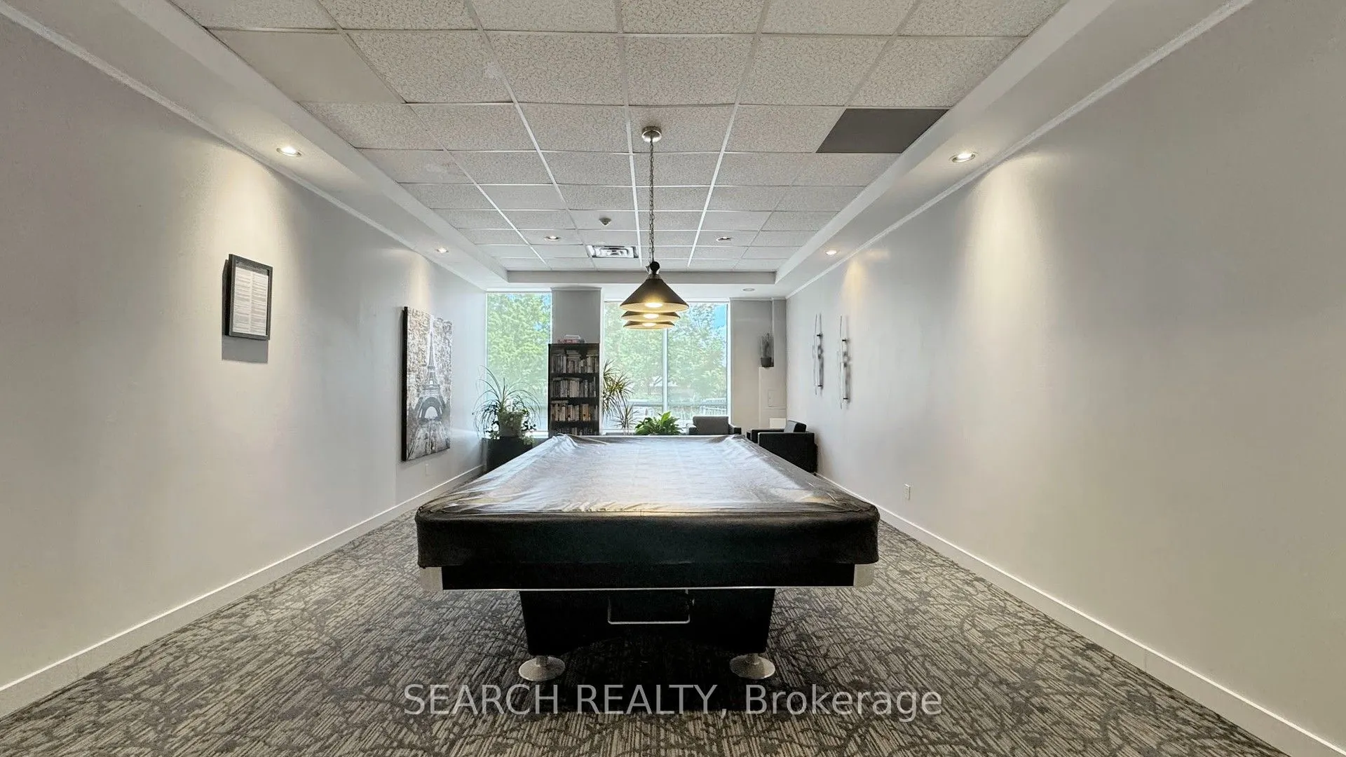 711 Rossland Road E, #505