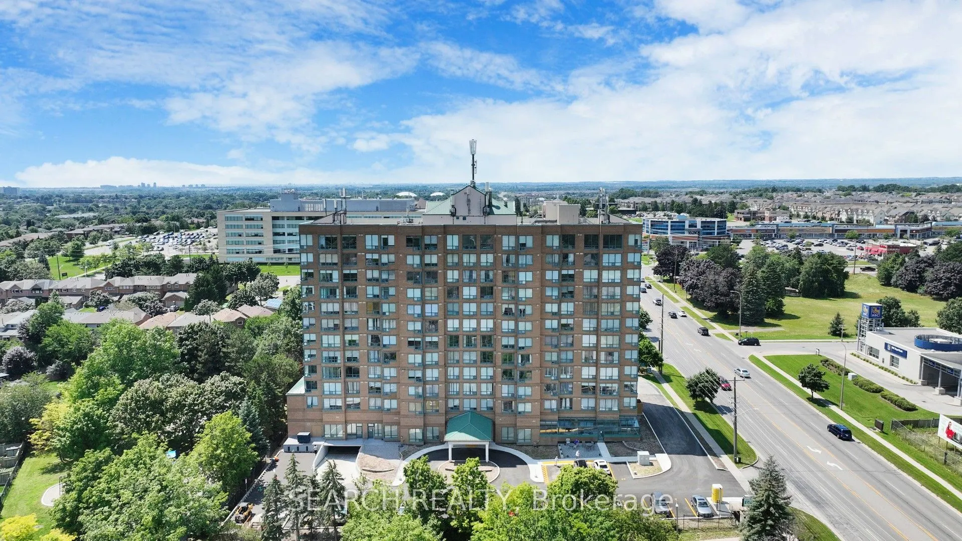 711 Rossland Road E, #505
