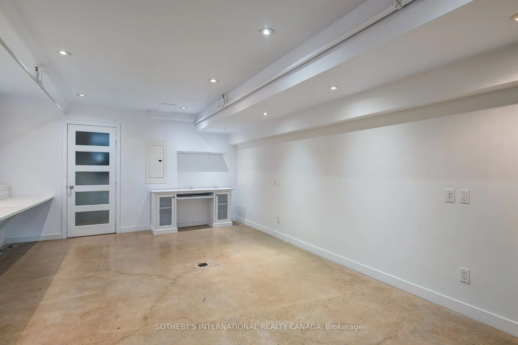 747 Queen Street E, #102