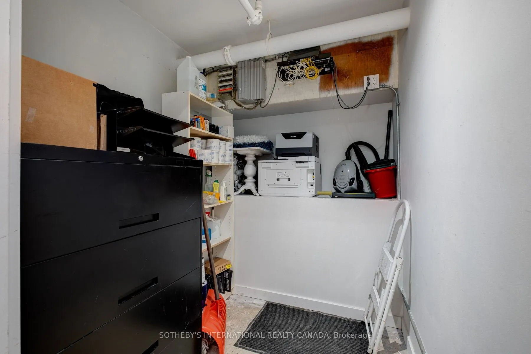 747 Queen Street E, #102