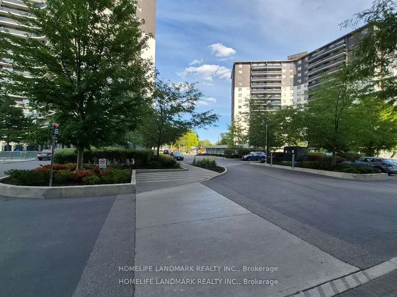 1346 Danforth Road, #302