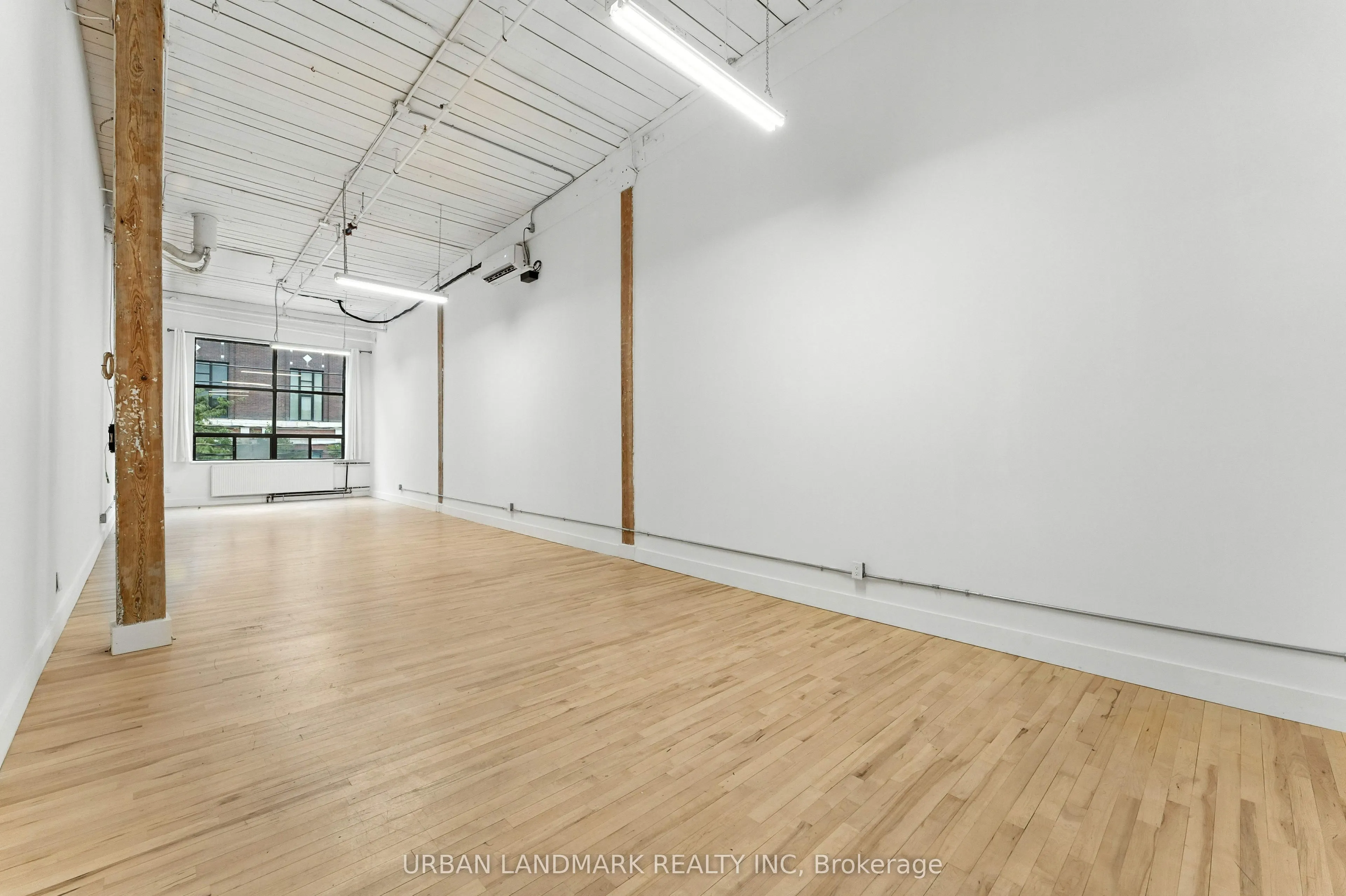 276 Carlaw Avenue, #2O2A