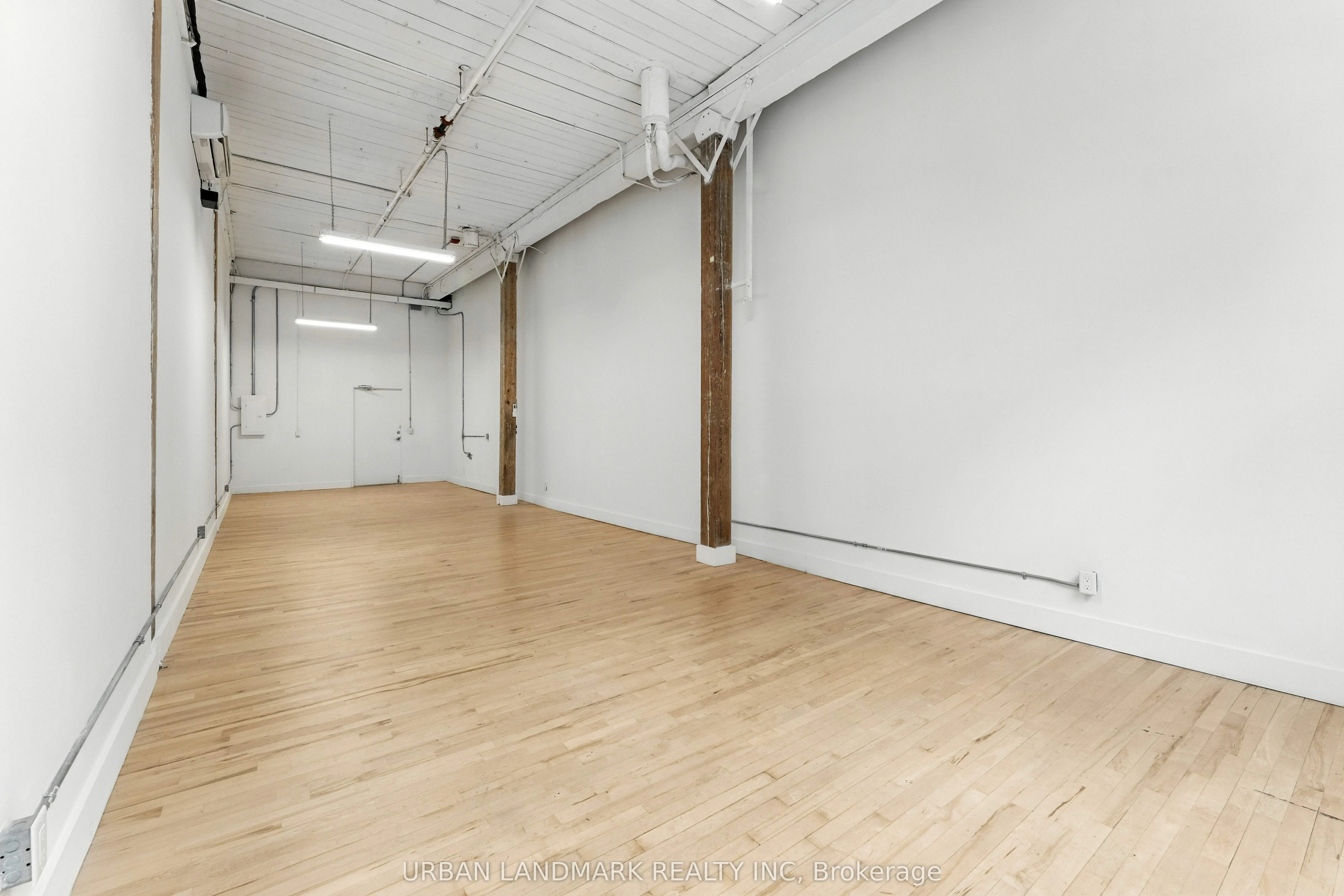 276 Carlaw Avenue, #2O2A
