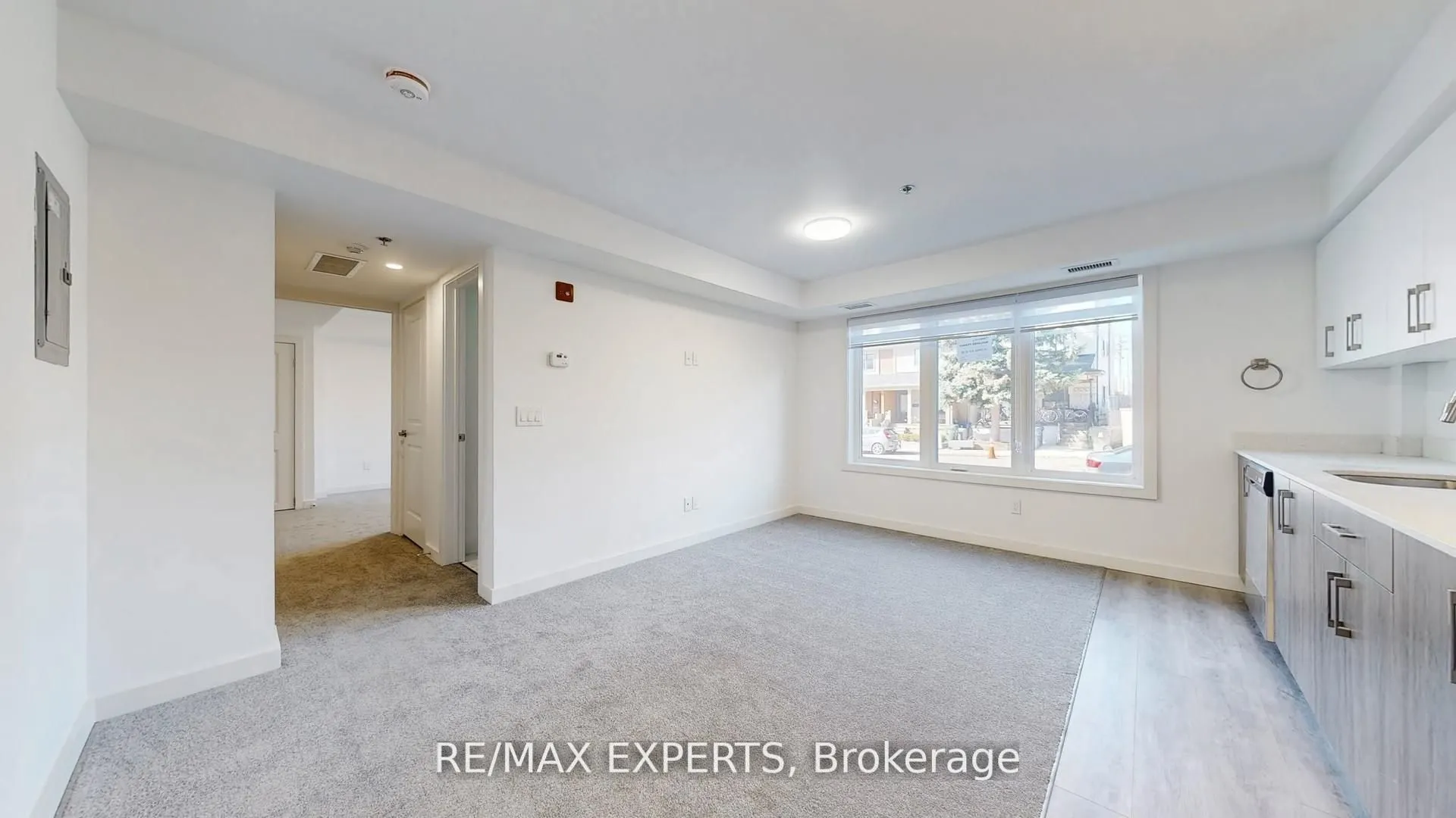 45 Connaught Avenue, #101