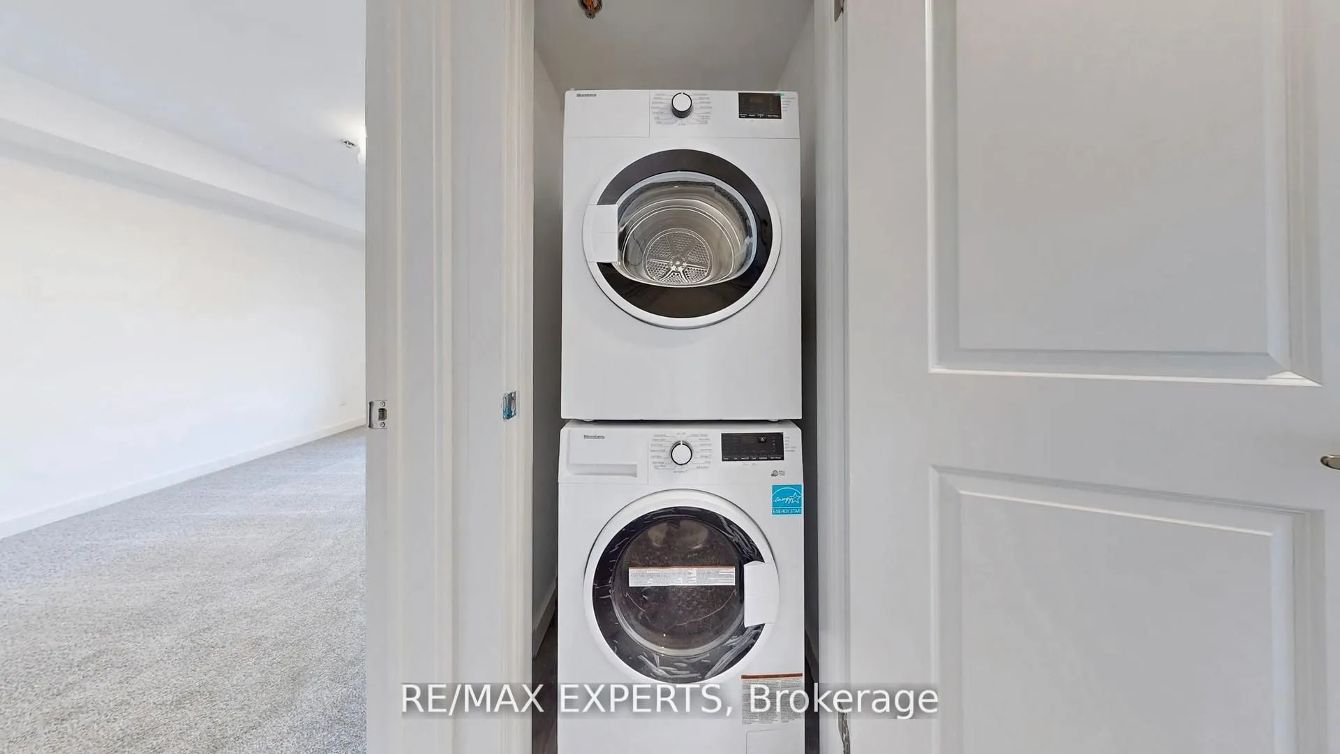 45 Connaught Avenue, #101