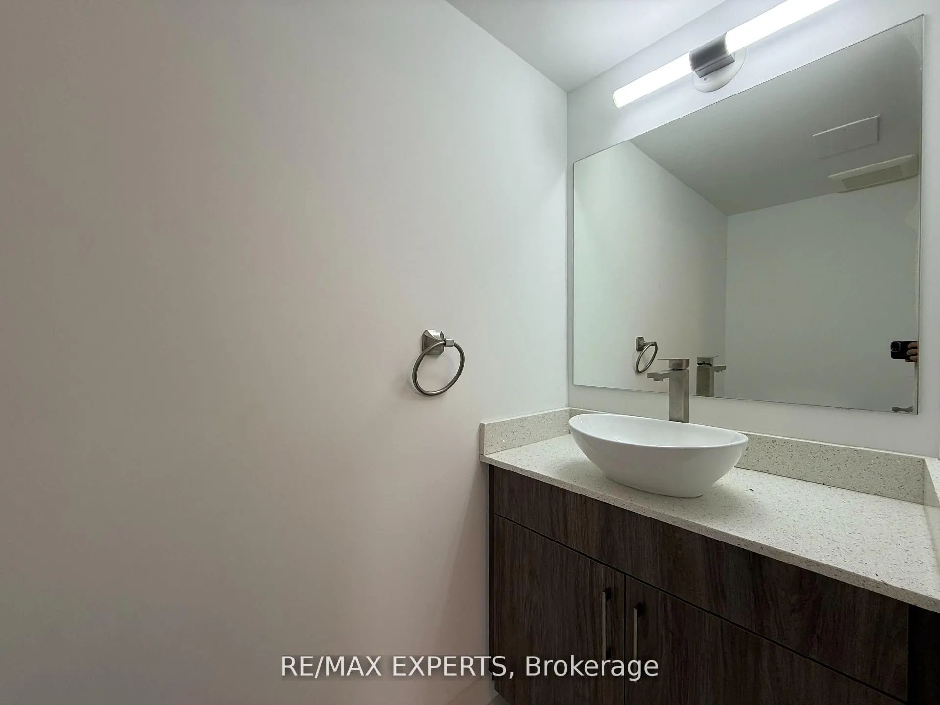 45 Connaught Avenue, #204