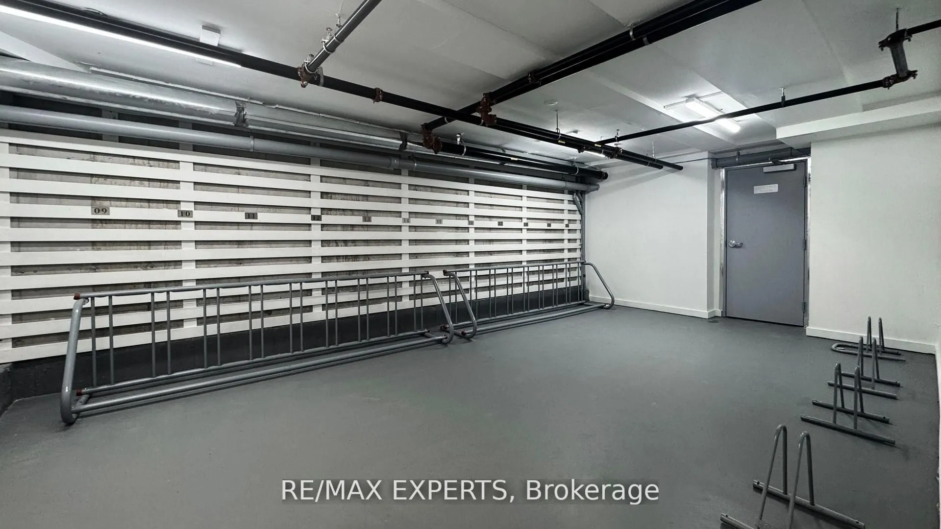 45 Connaught Avenue, #302
