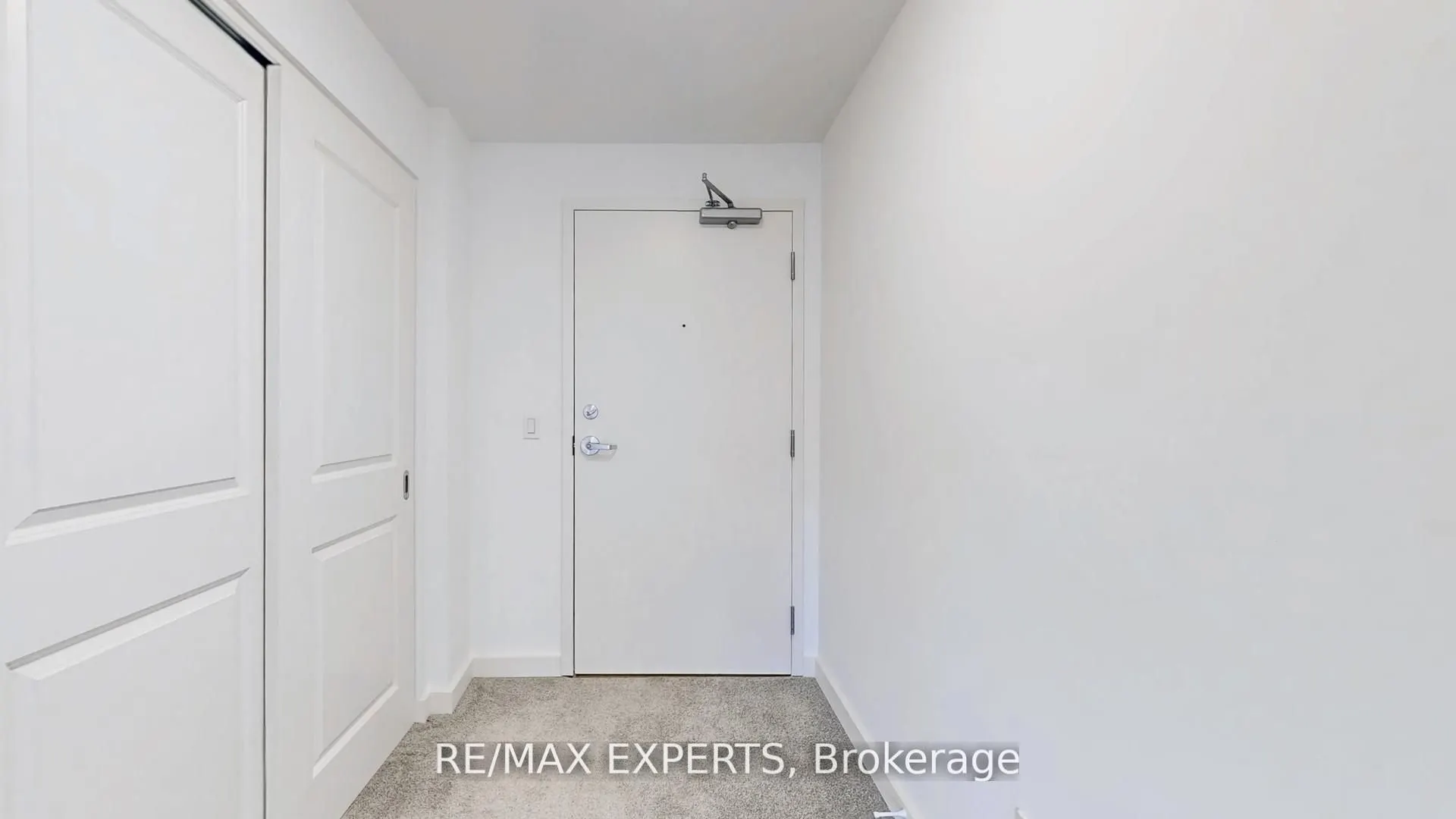 45 Connaught Avenue, #303
