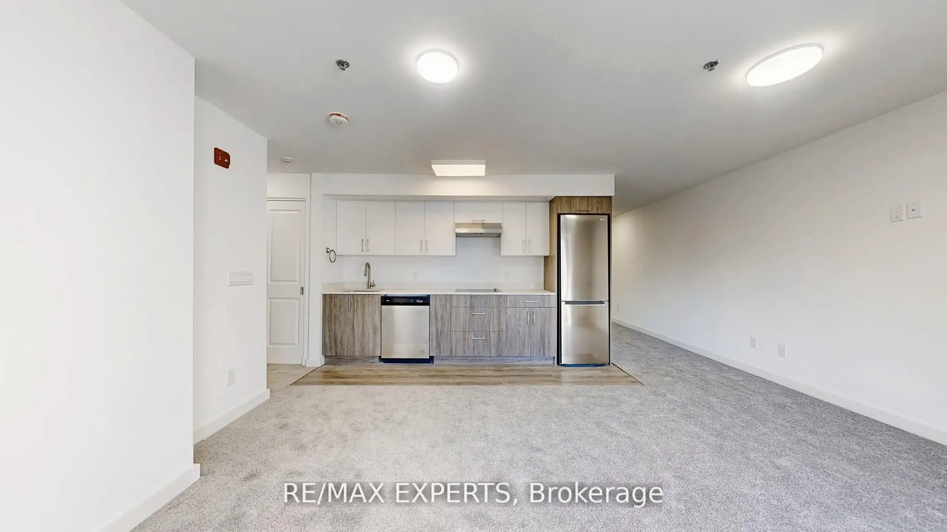 45 Connaught Avenue, #303