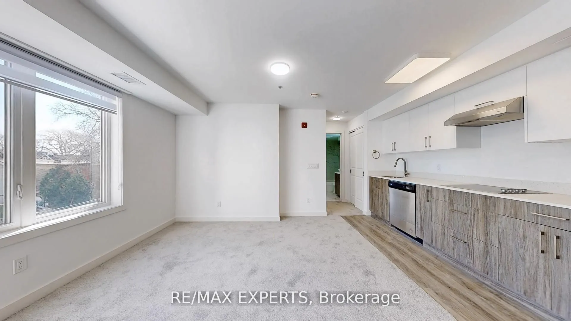 45 Connaught Avenue, #303