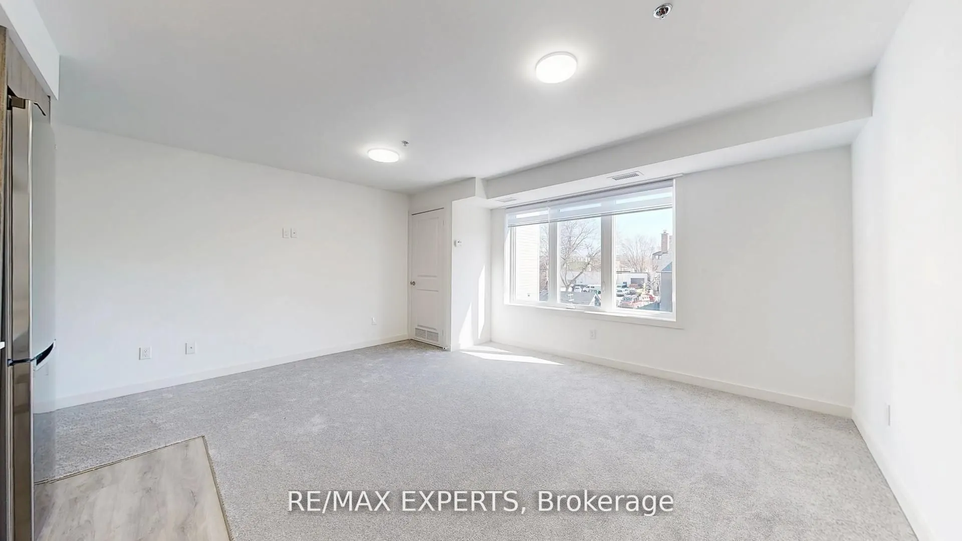 45 Connaught Avenue, #303