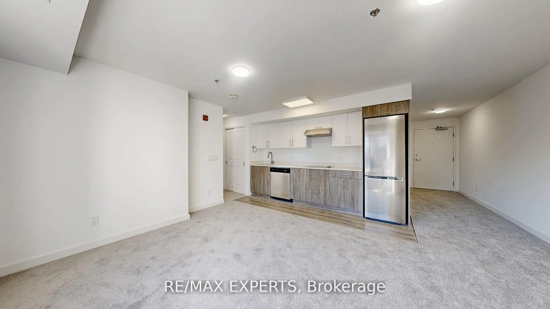45 Connaught Avenue, #303