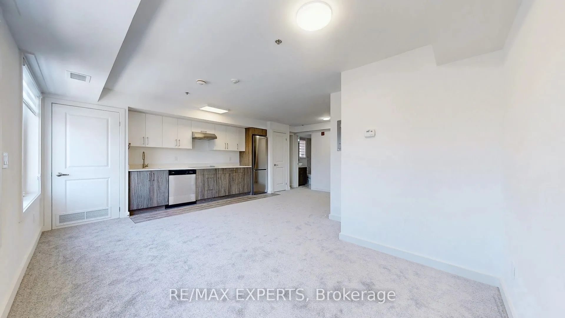 45 Connaught Avenue, #405