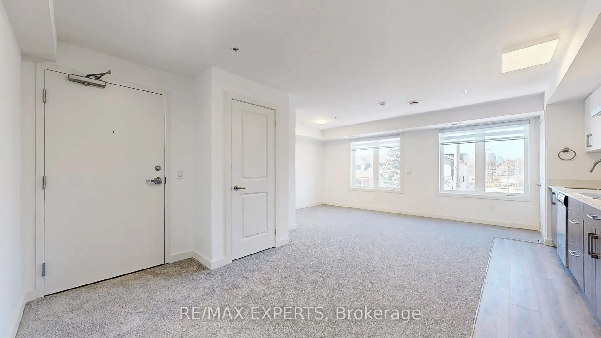 45 Connaught Avenue, #405