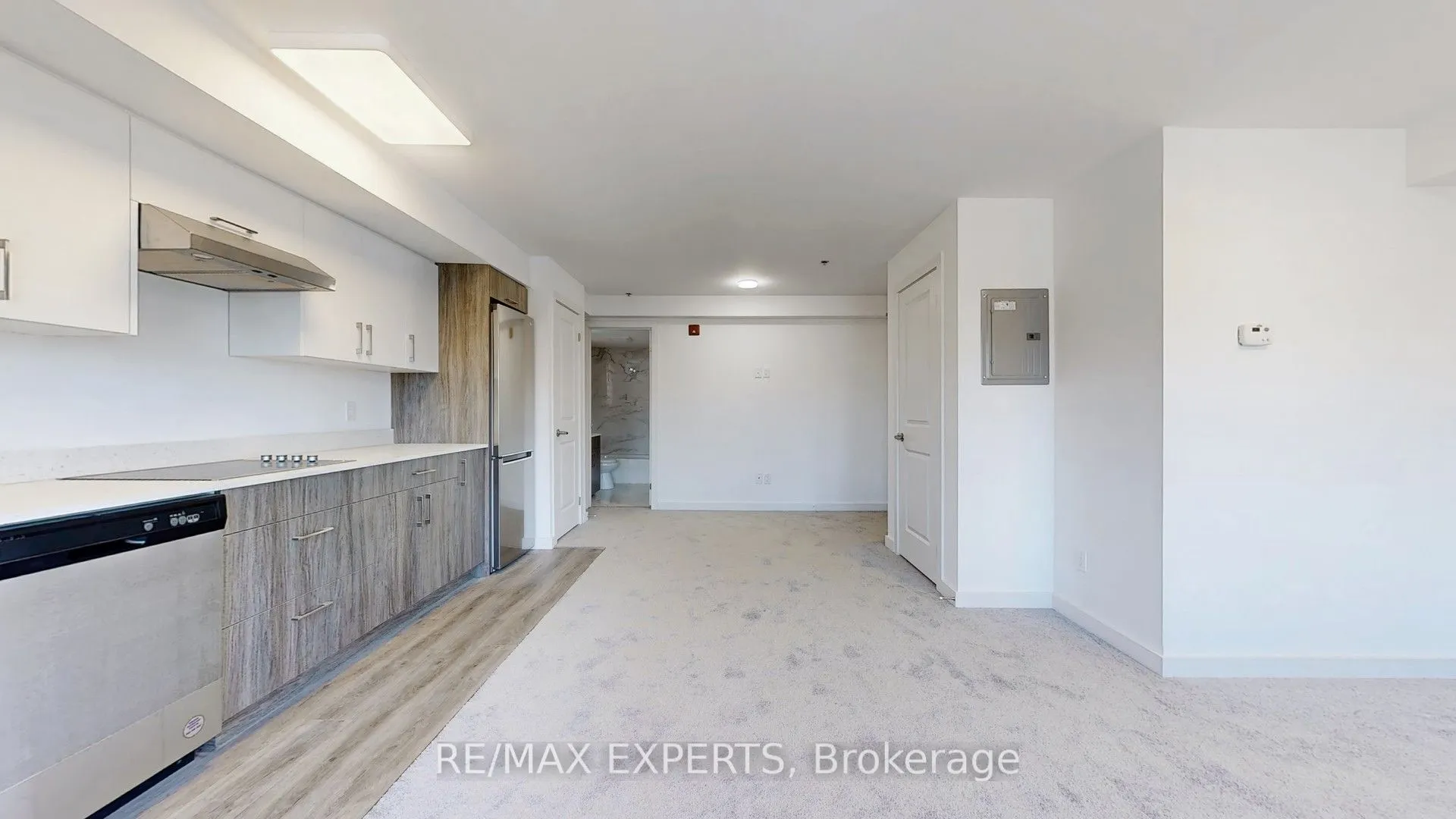 45 Connaught Avenue, #405