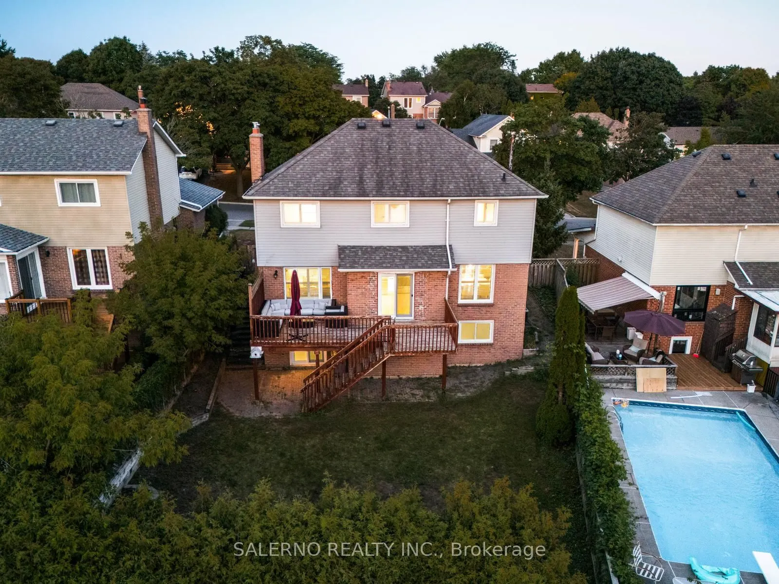 88 Holliday Drive